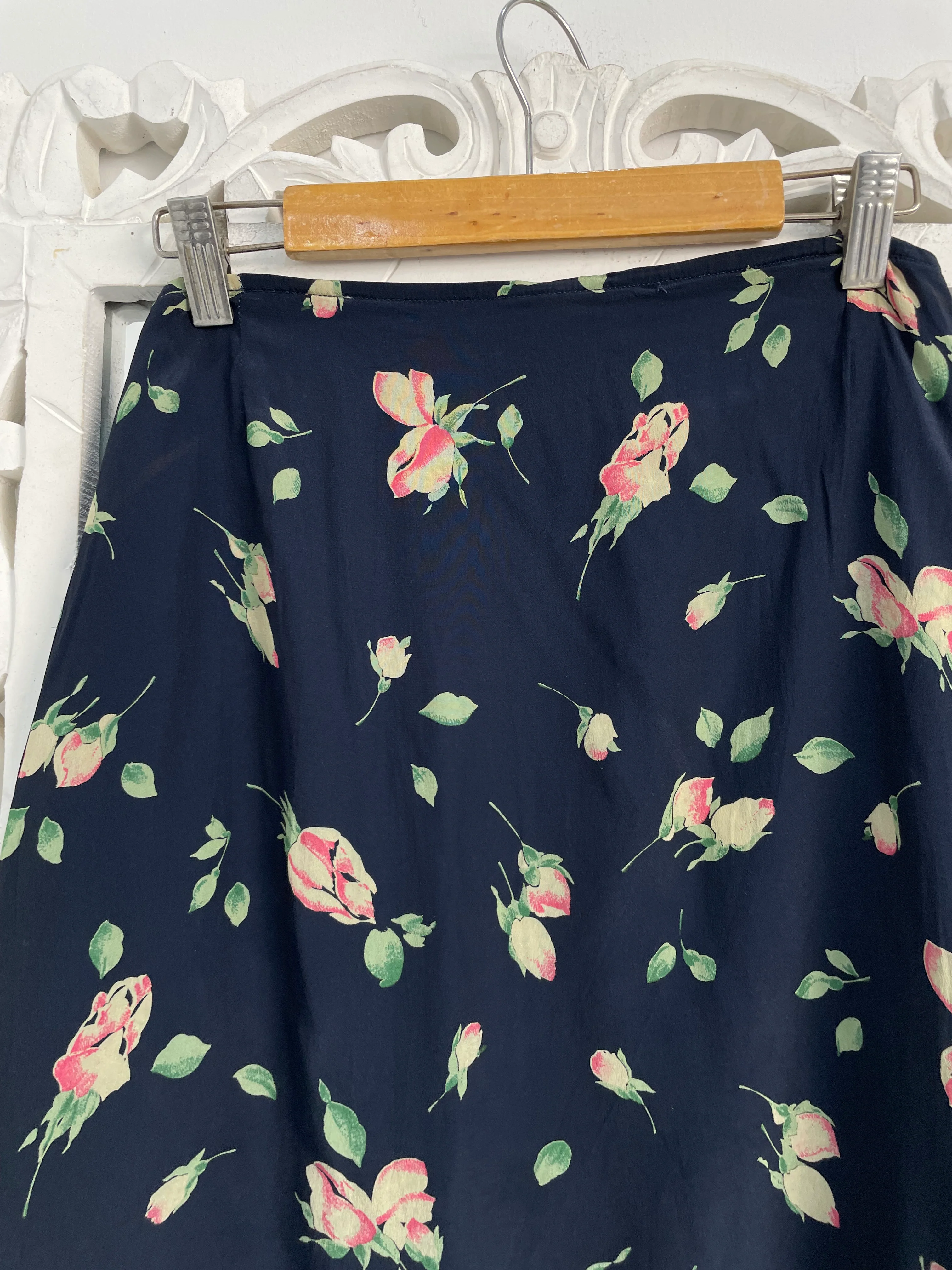 Tulip Skirt-Waist 36 - Image 2