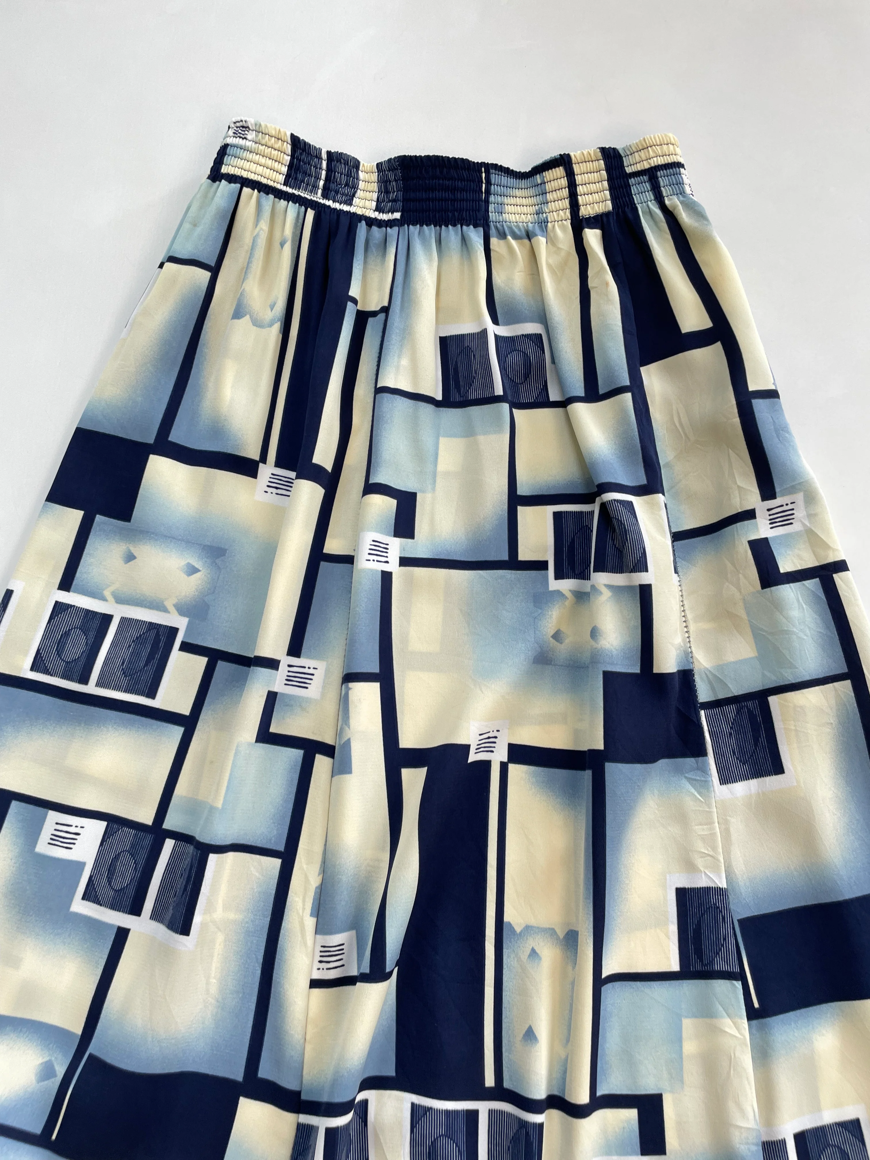 Skirt-Waist 34 to 38 - Image 2