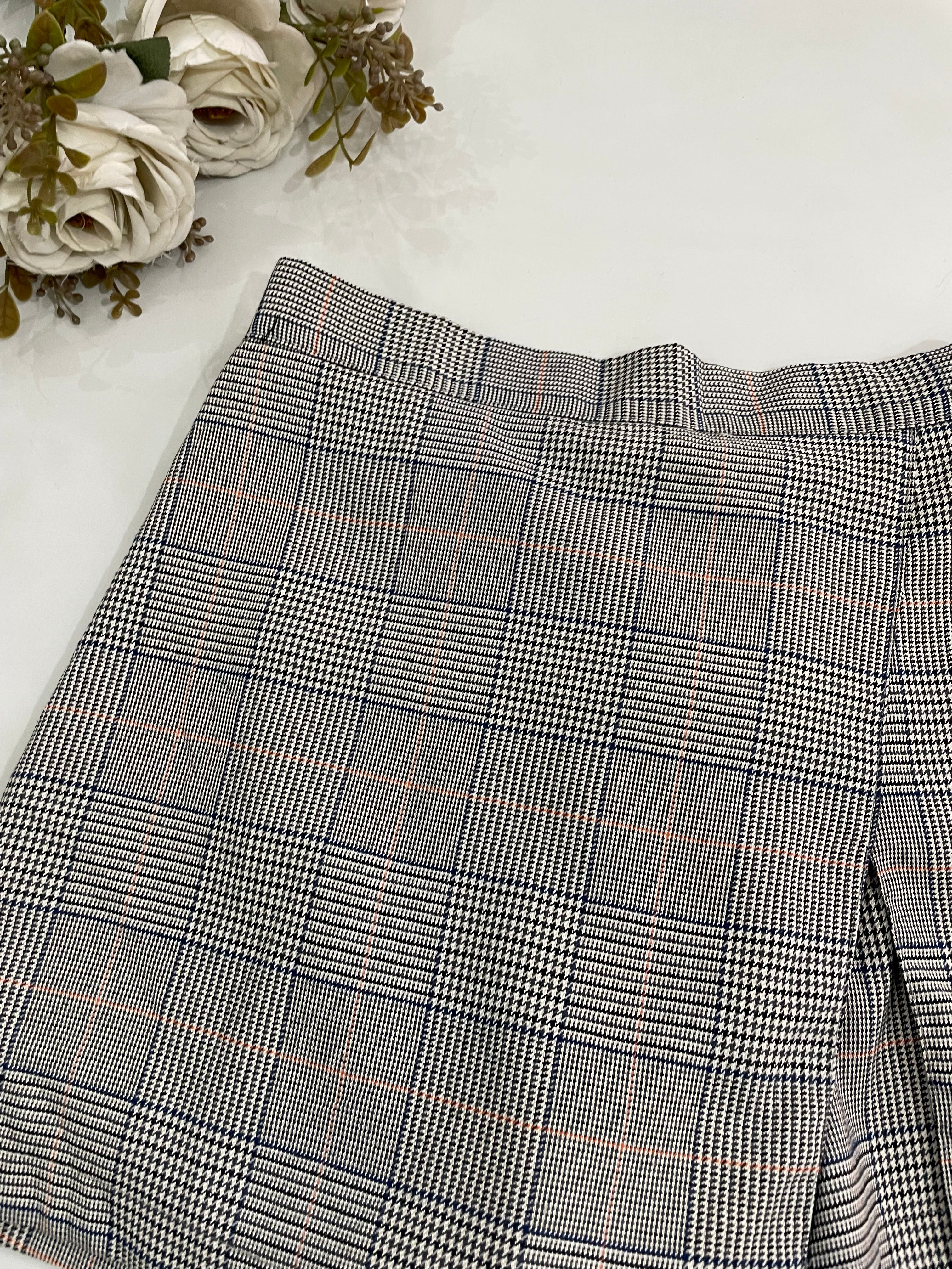 New Tagged Skort-Waist 24 to 26 - Image 3
