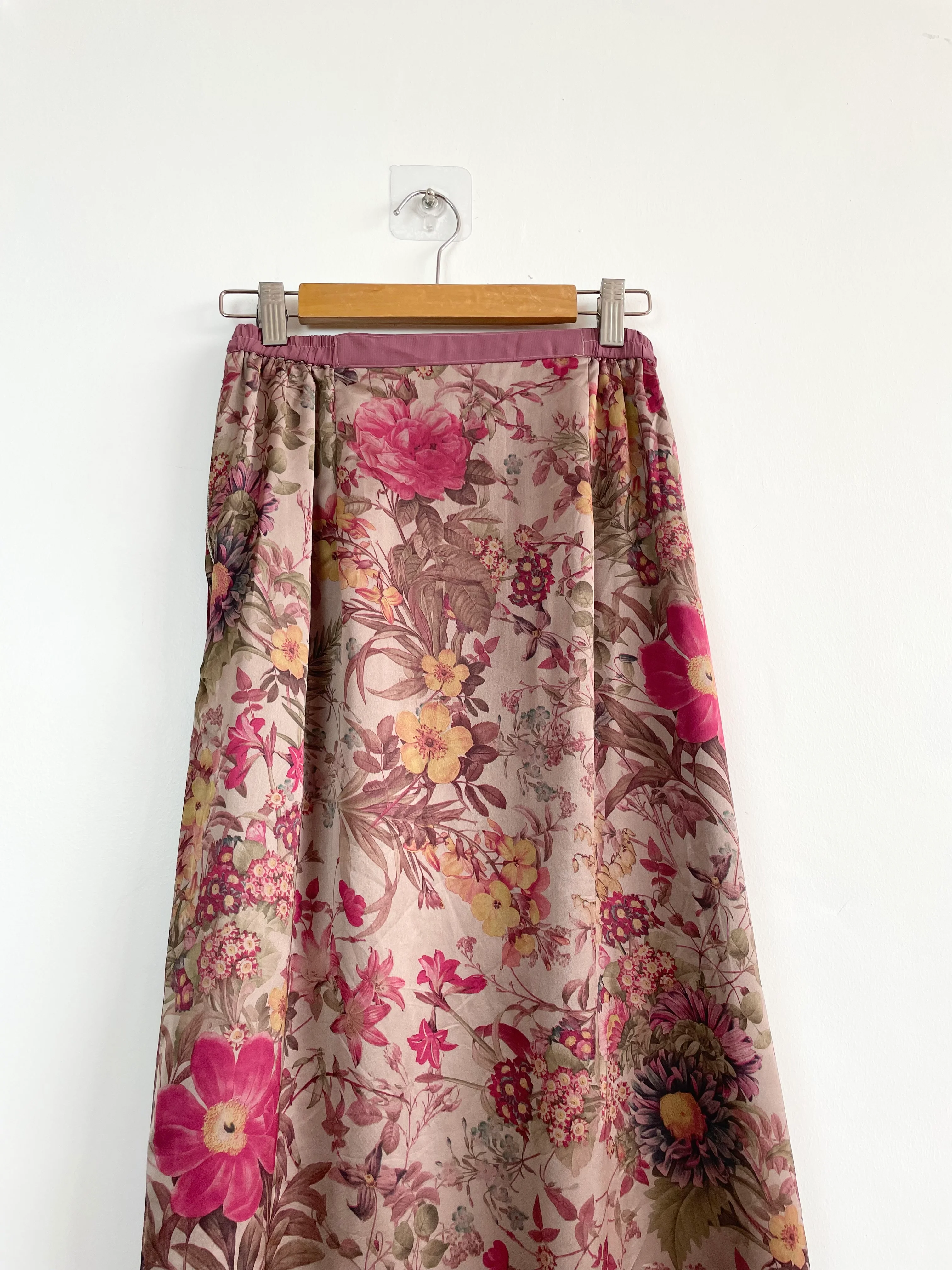 Satin Flowerbed Skirt-Waist 26 - Image 2
