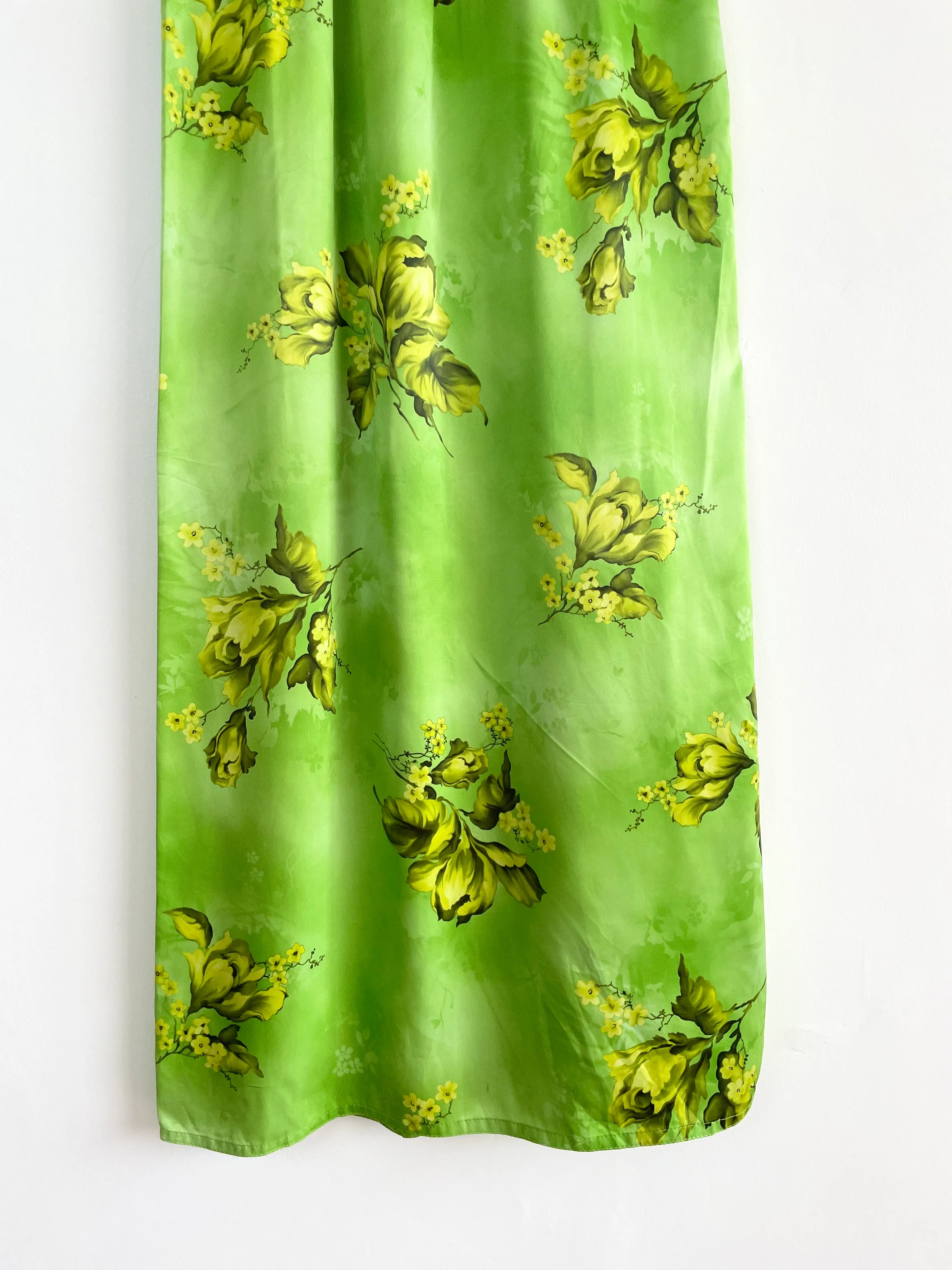 Satin Skirt-Waist 26 to 28 - Image 3