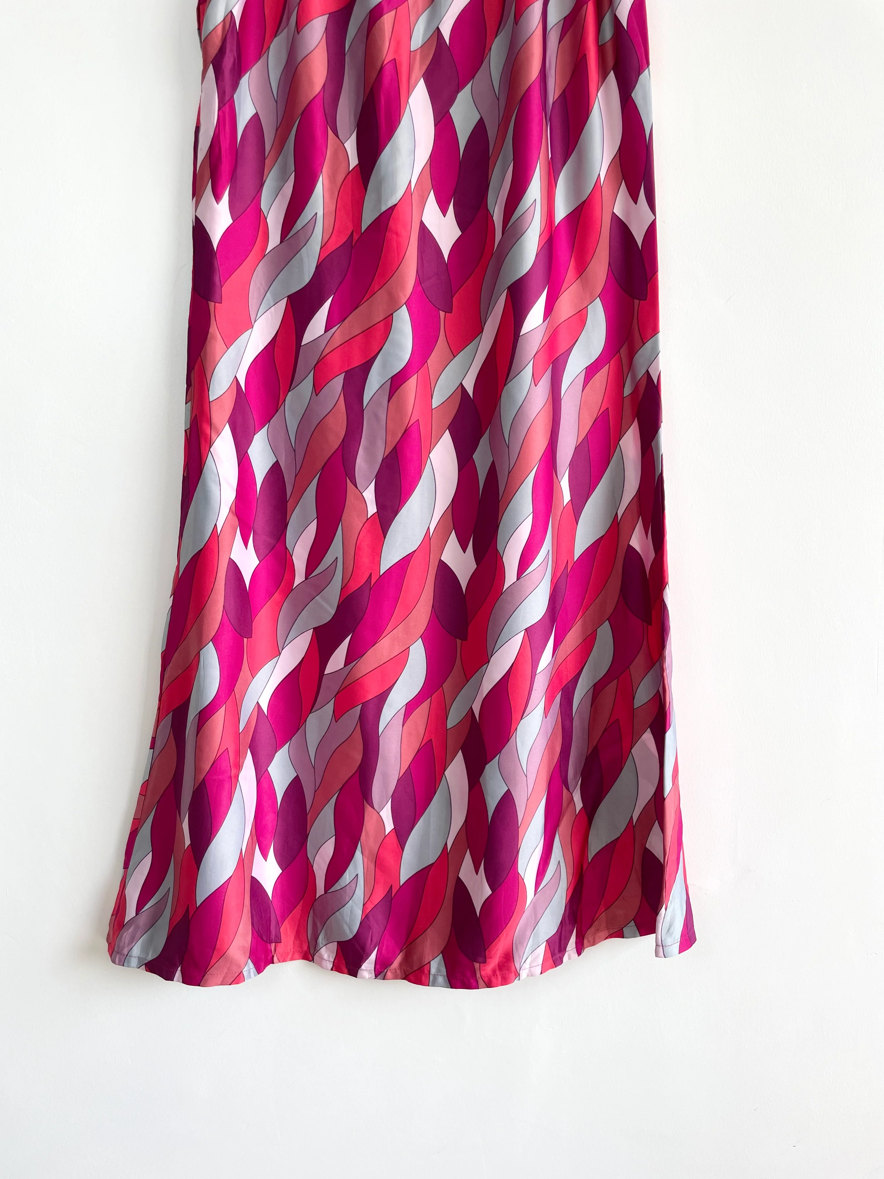 Shades Of Pink Skirt-Waist 24 to 28 - Image 3