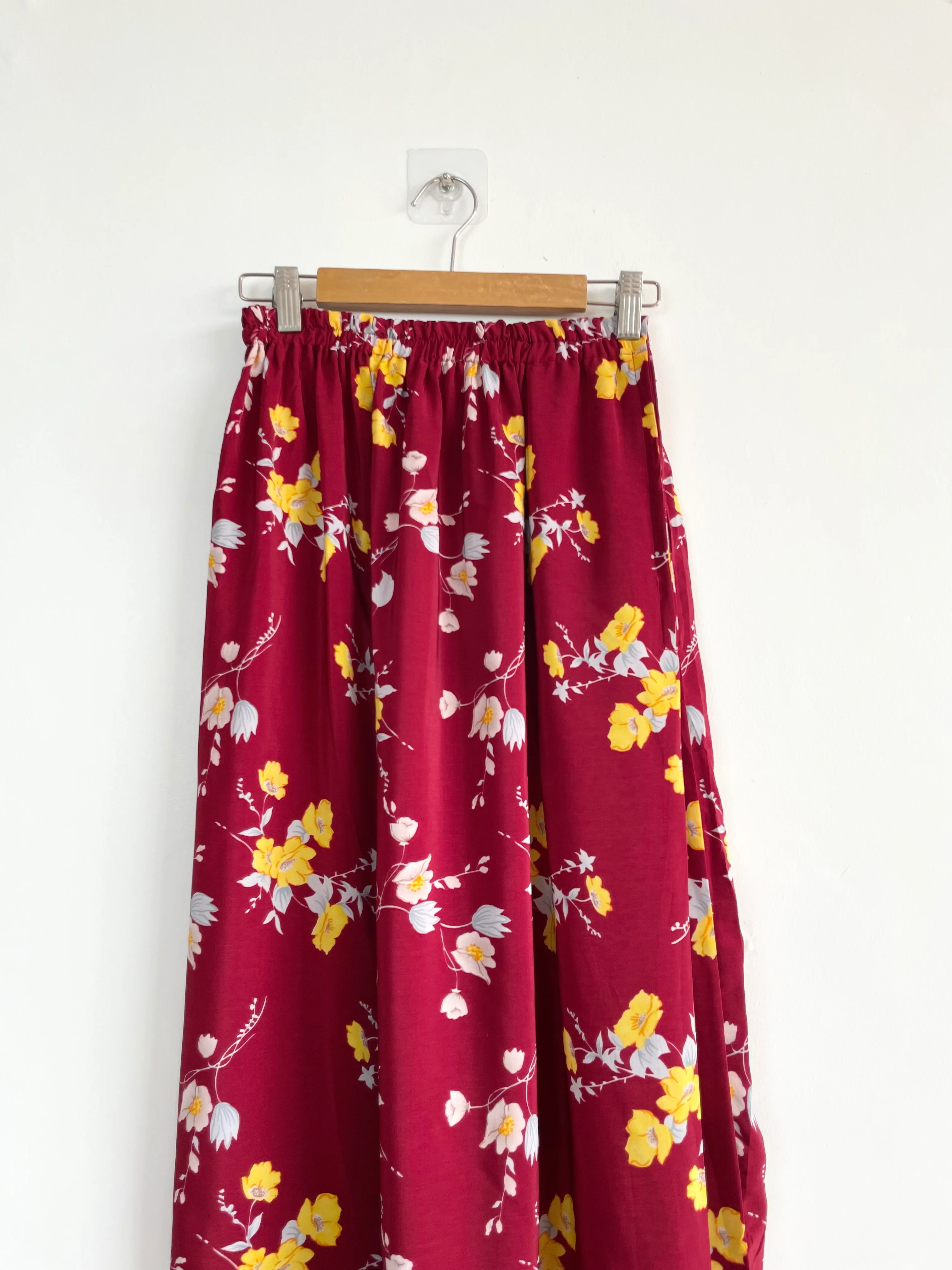 Maroon Skirt-Waist 26 to 30 - Image 2