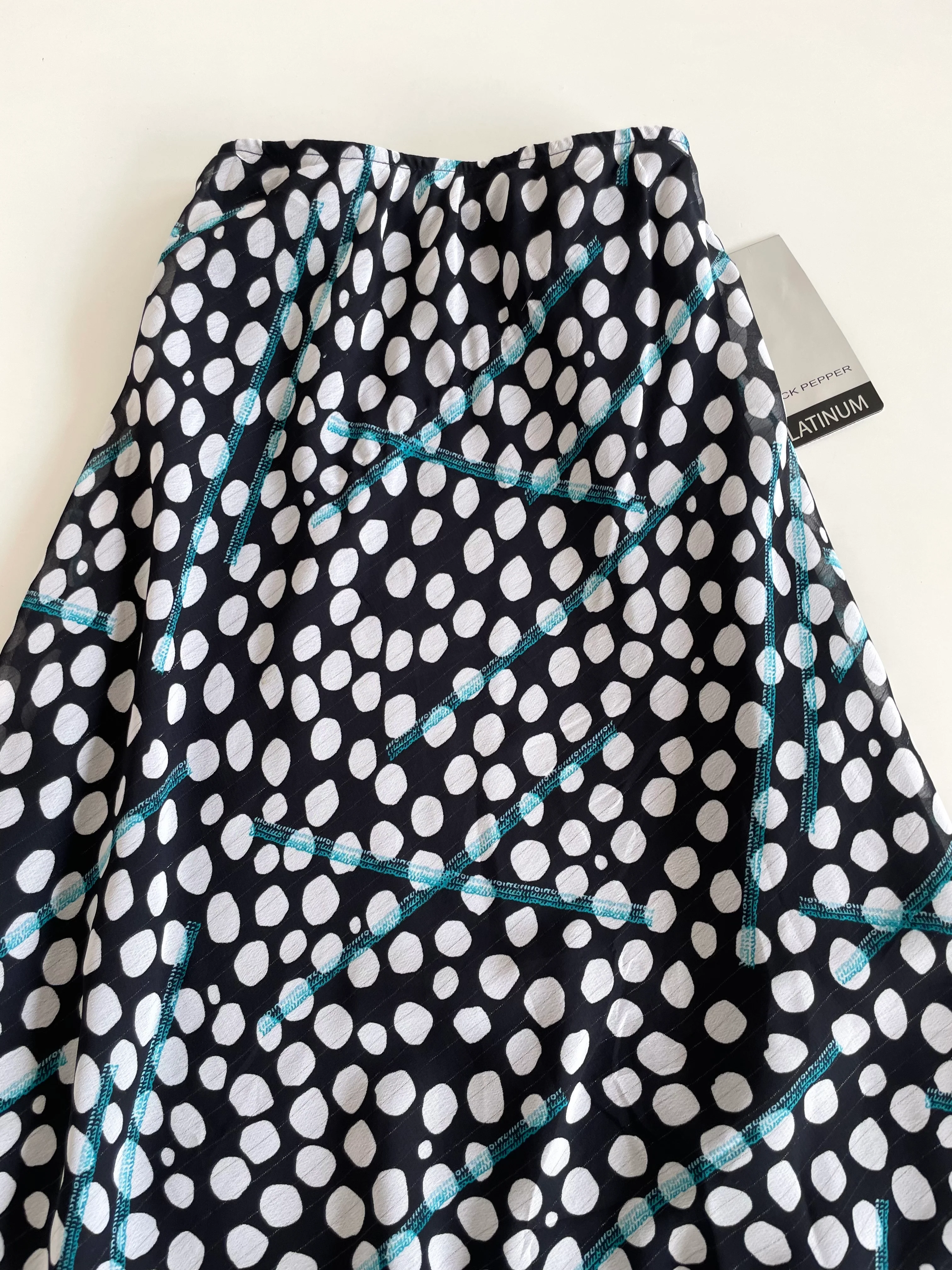 Black Pepper New Tagged Vintage Skirt-Waist 34 to 38 - Image 3