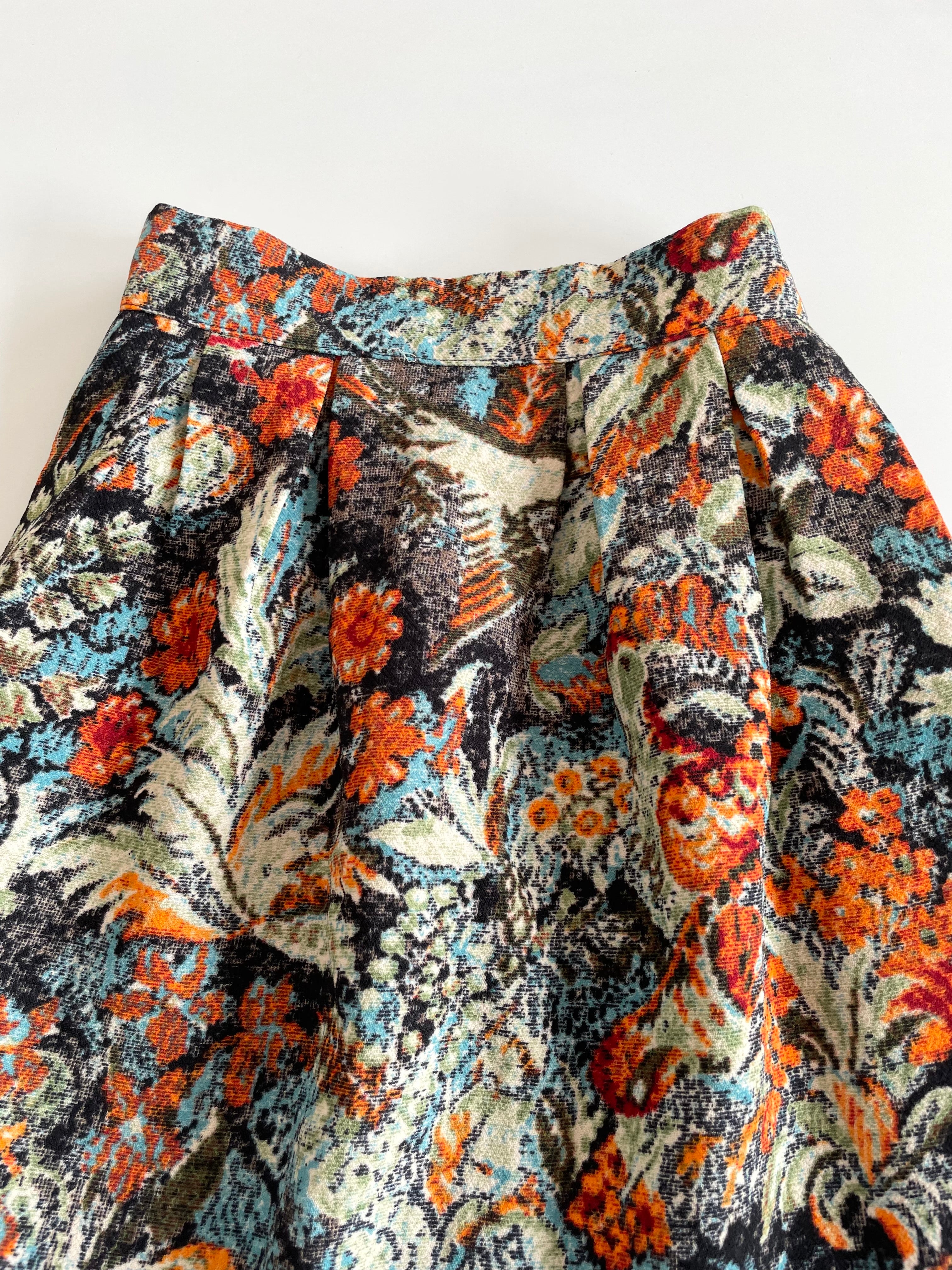 The Shew Vintage Skirt-Waist 26 to 28 - Image 2