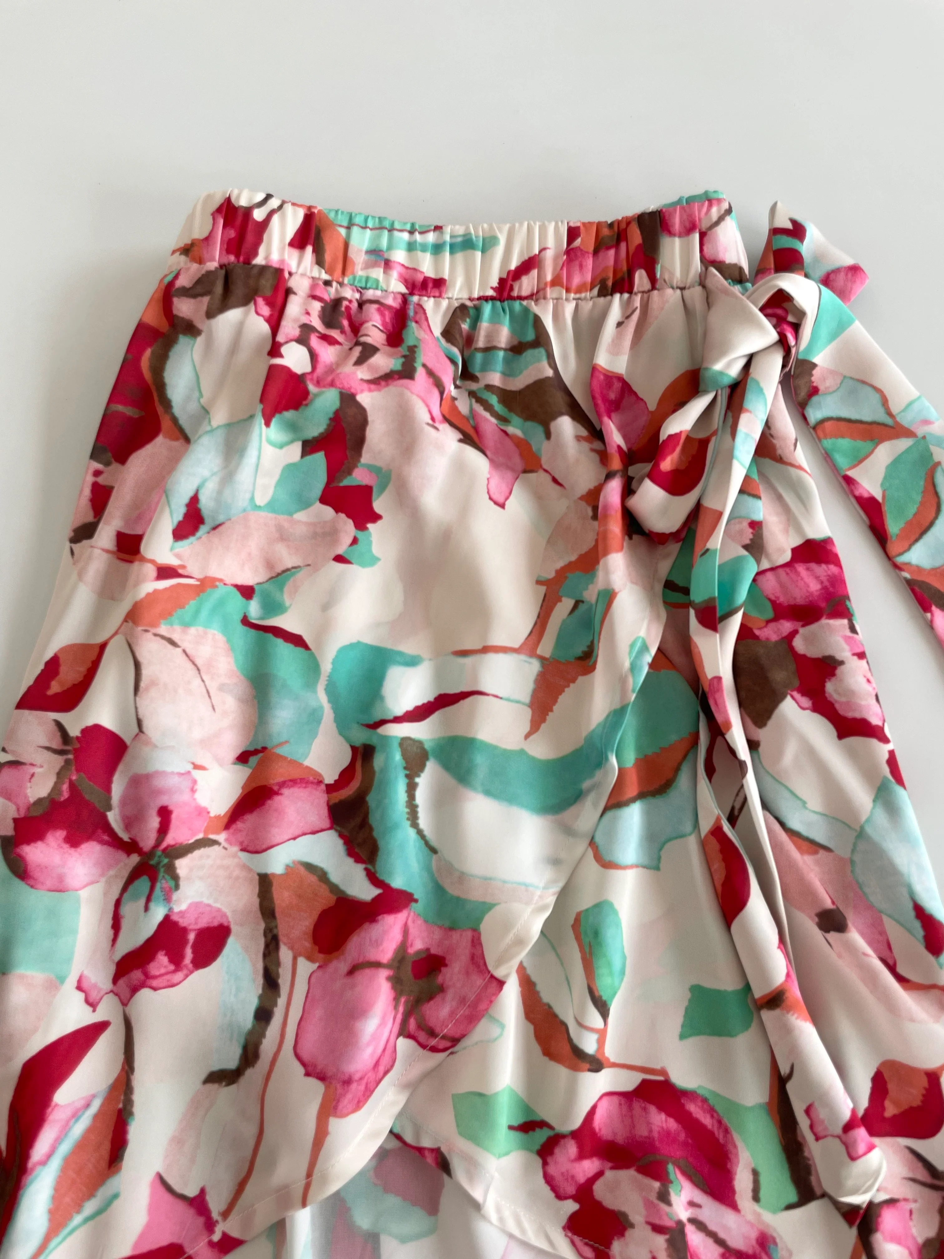 Satin Skirt-Waist 32 to 36 - Image 2