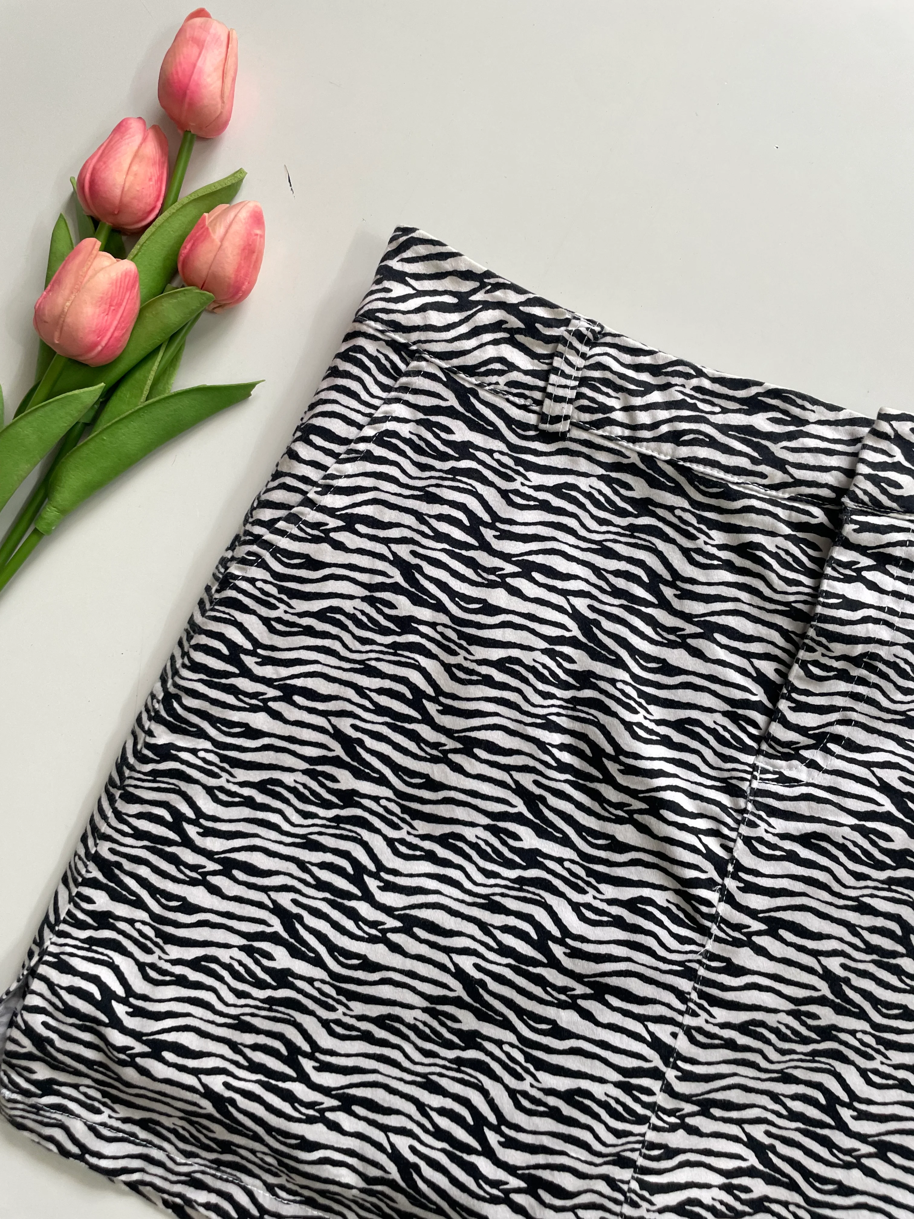 ZEBRA PRINT SKIRT - WAIST 32 to 34 - Image 2