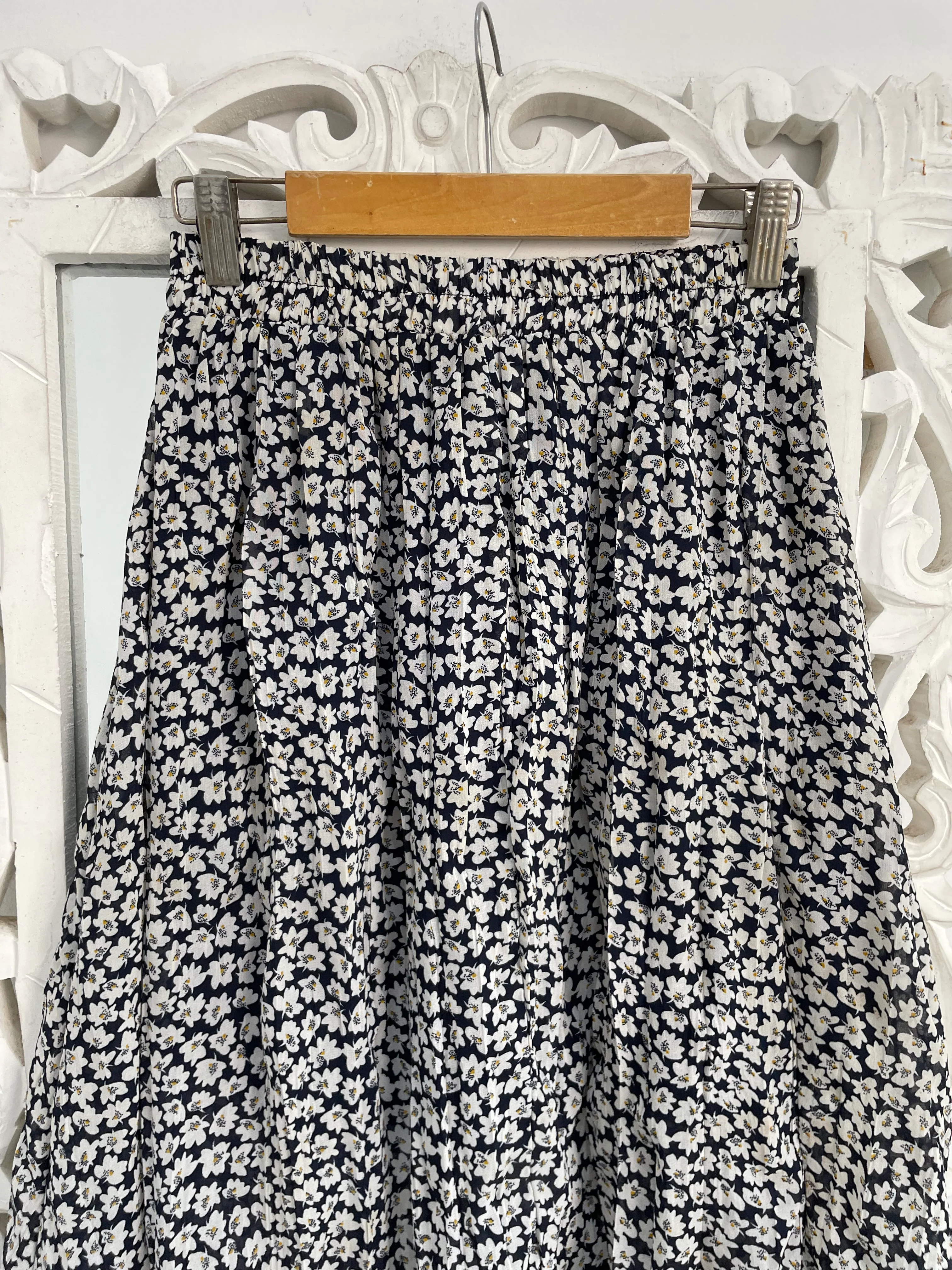 Skirt-Waist 26 to 32 - Image 2
