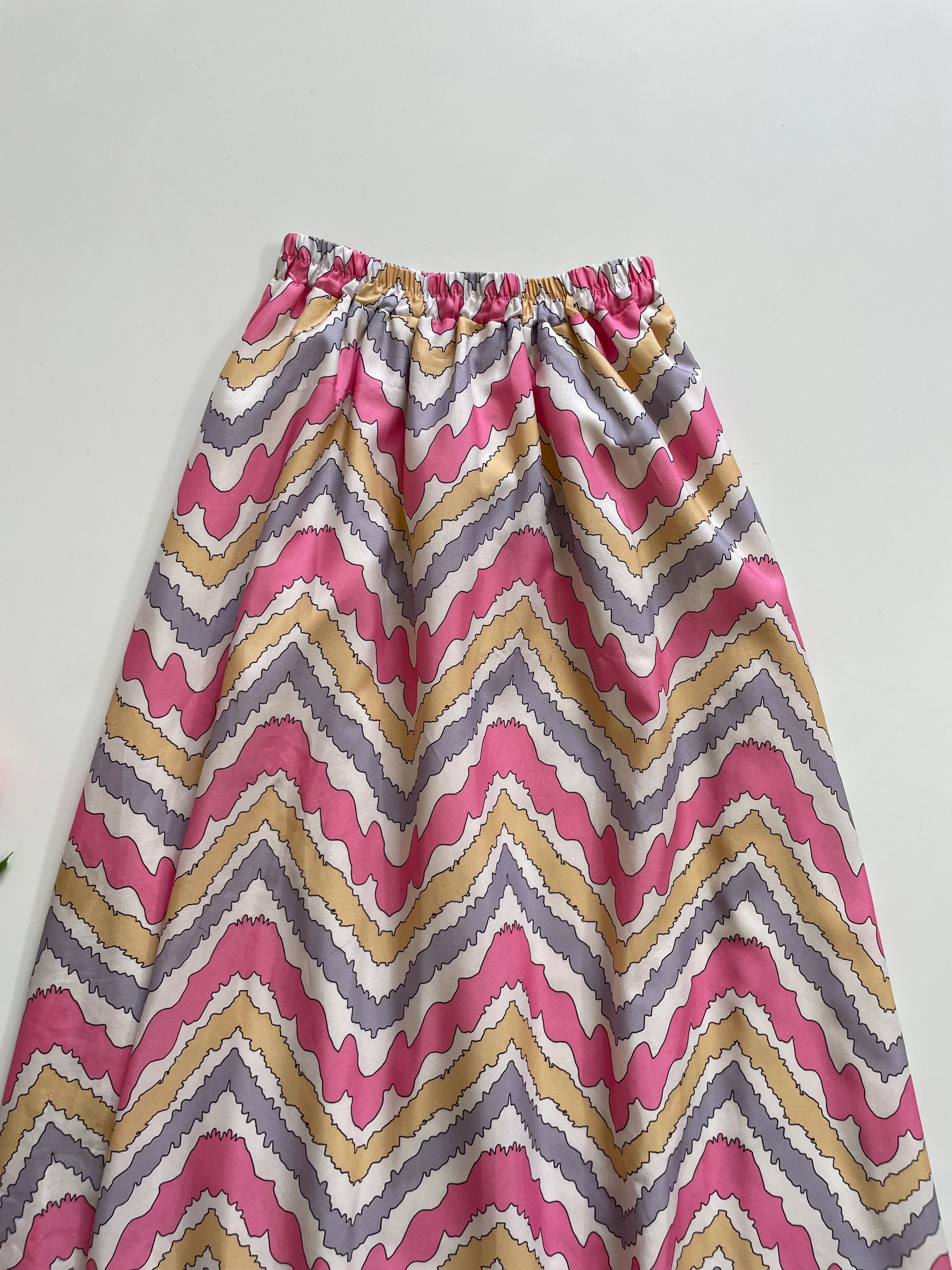 SOFT PRINTED SKIRT - WAIST 20 TO 26 - Image 2