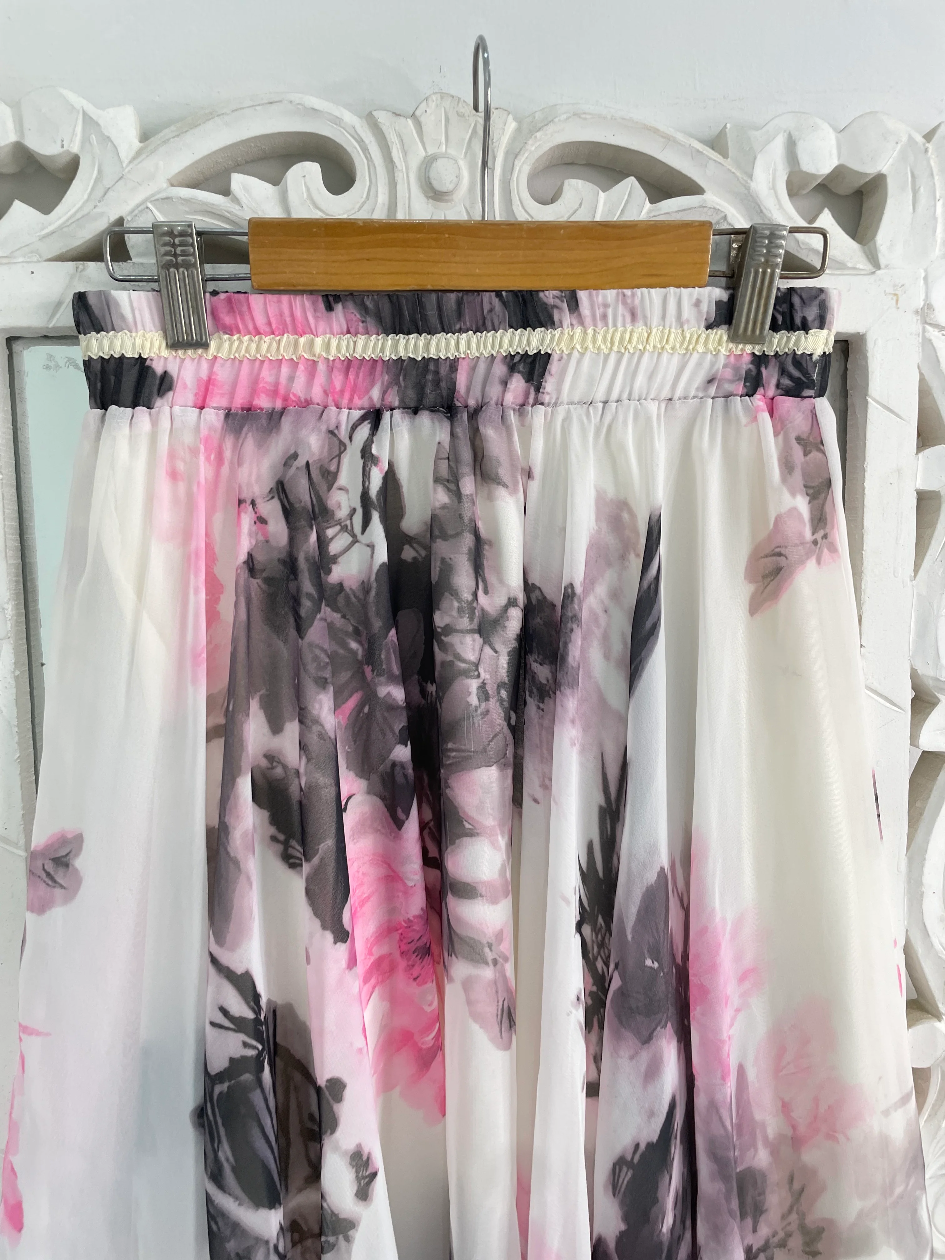 Skirt-Waist 28 to 32 - Image 2