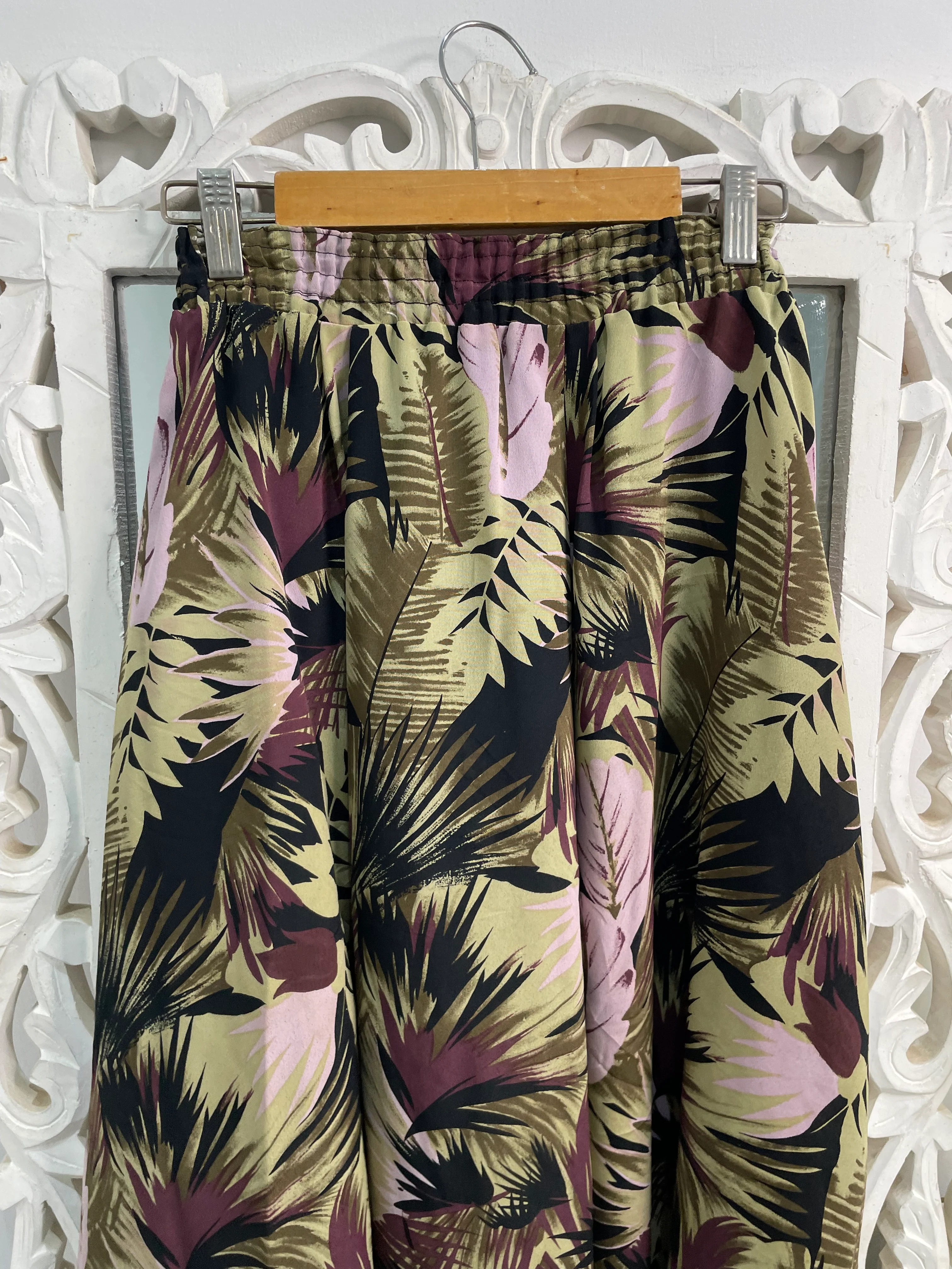 Skirt-Waist 32 to 36 - Image 2