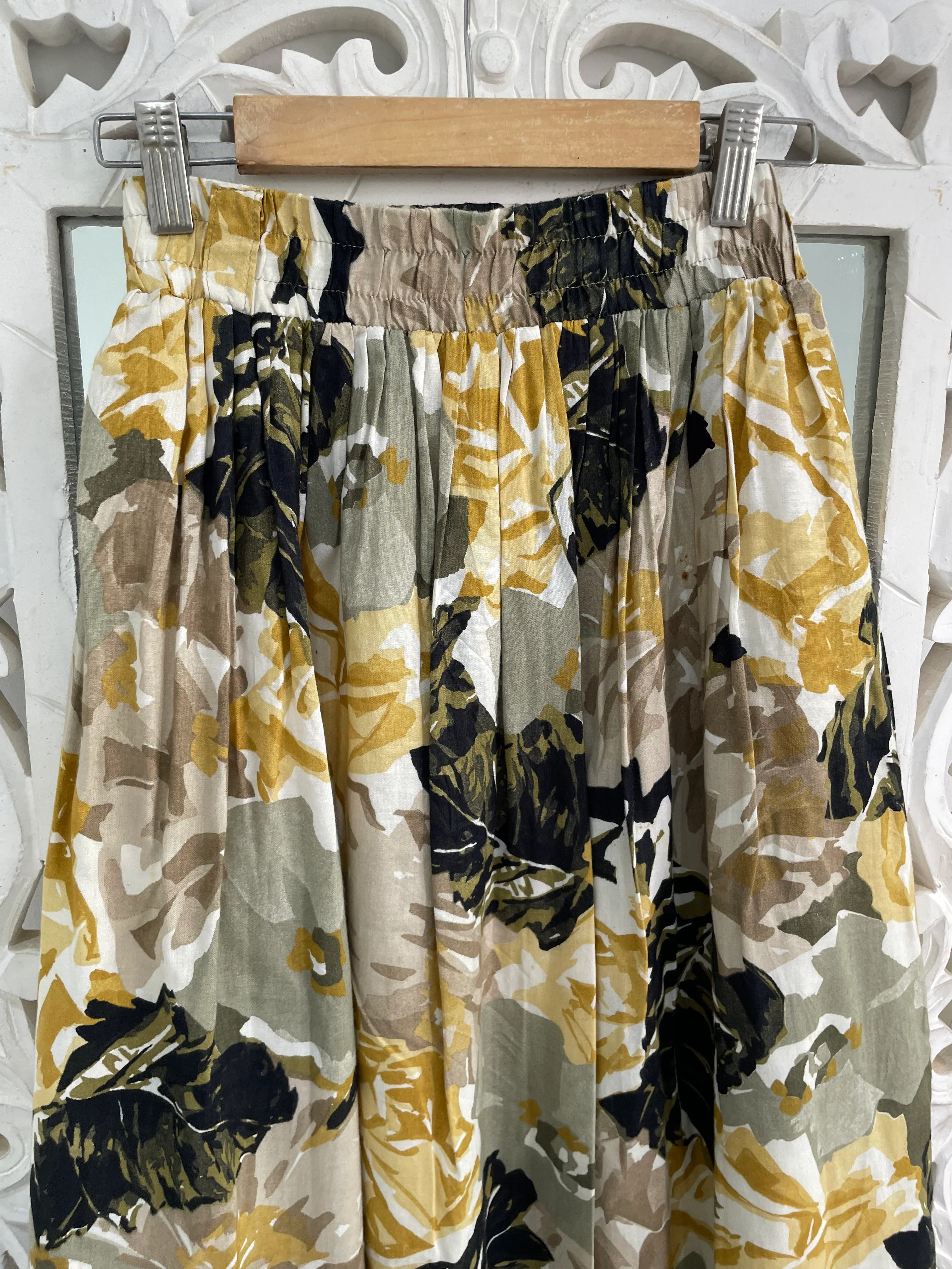 Skirt-Waist 32 to 36 - Image 2
