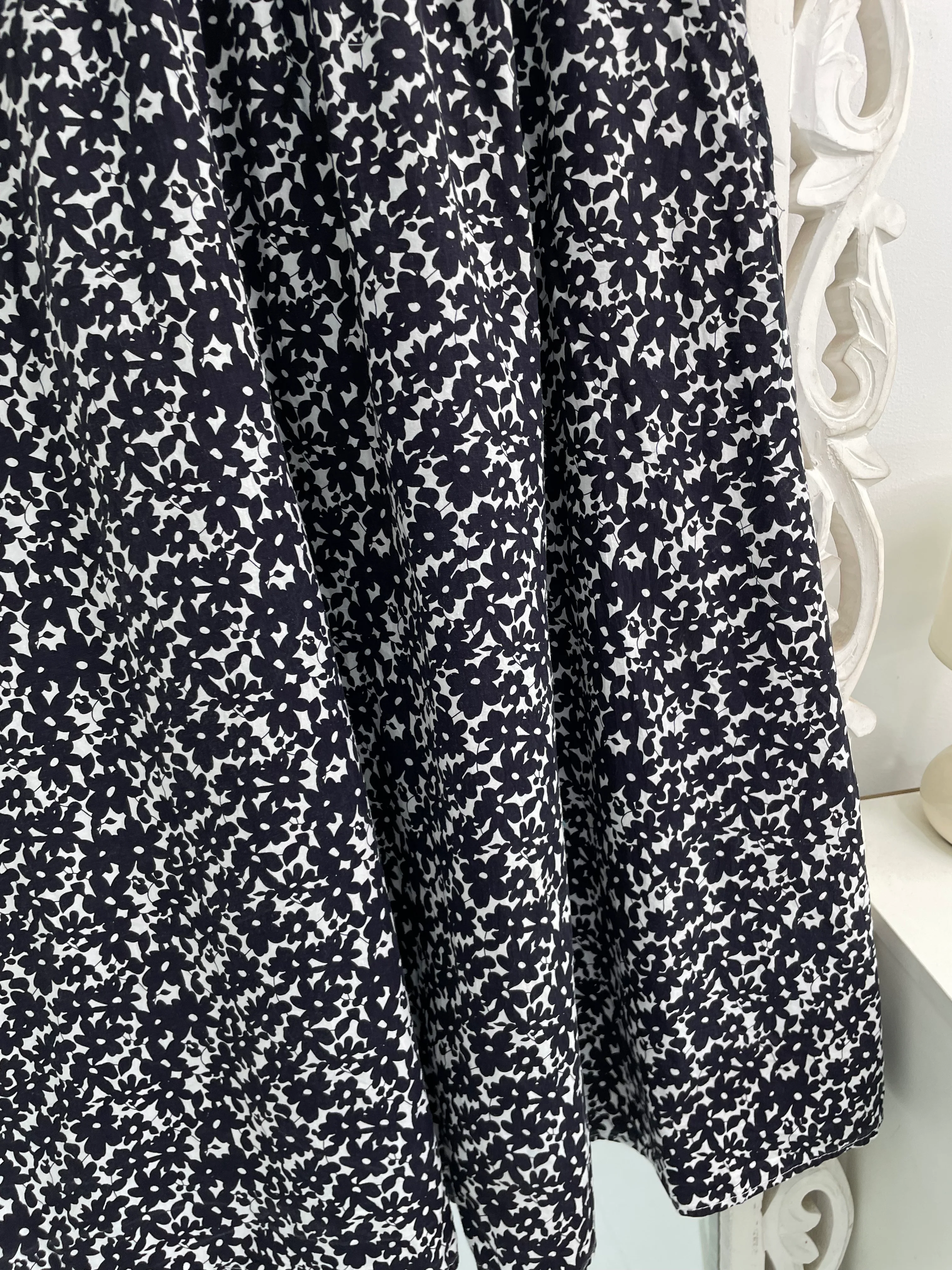 Skirt-Waist 24 to 28 - Image 3