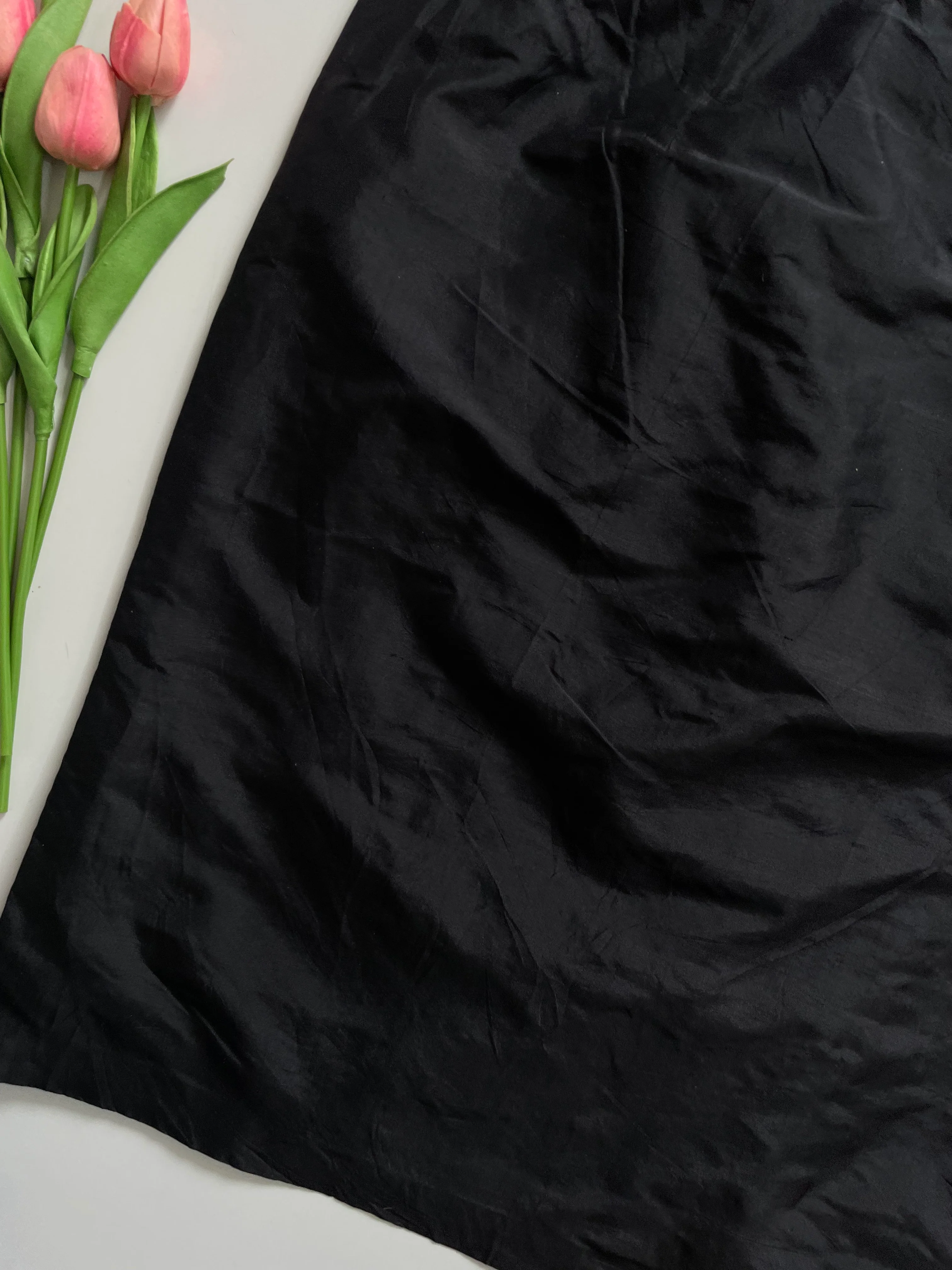 SOLID BLACK SKIRT - WAIST 30 - Image 3