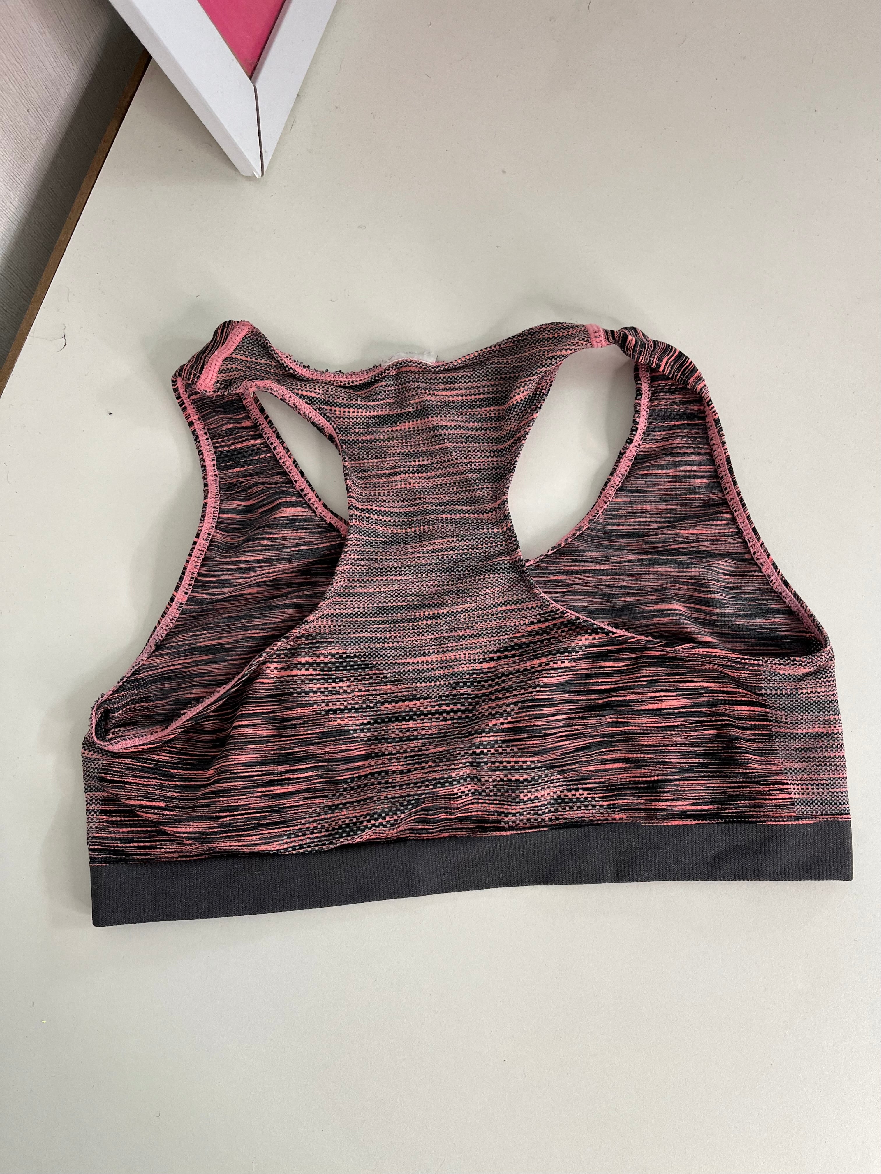 SPORTS BRA - BUST 30 to 32 - Image 3