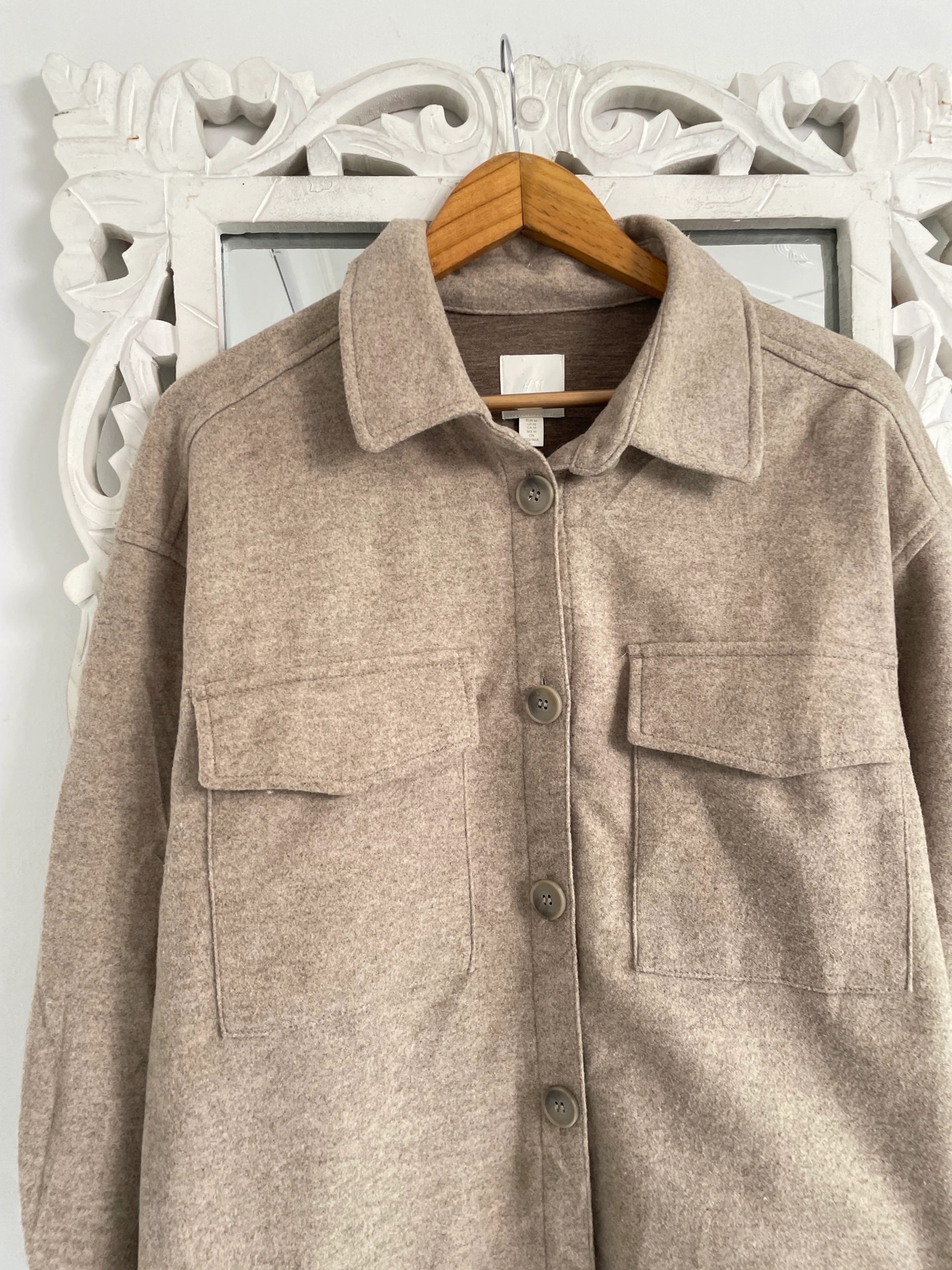 H&M Super Thick Shacket-Chest 44 - Image 2