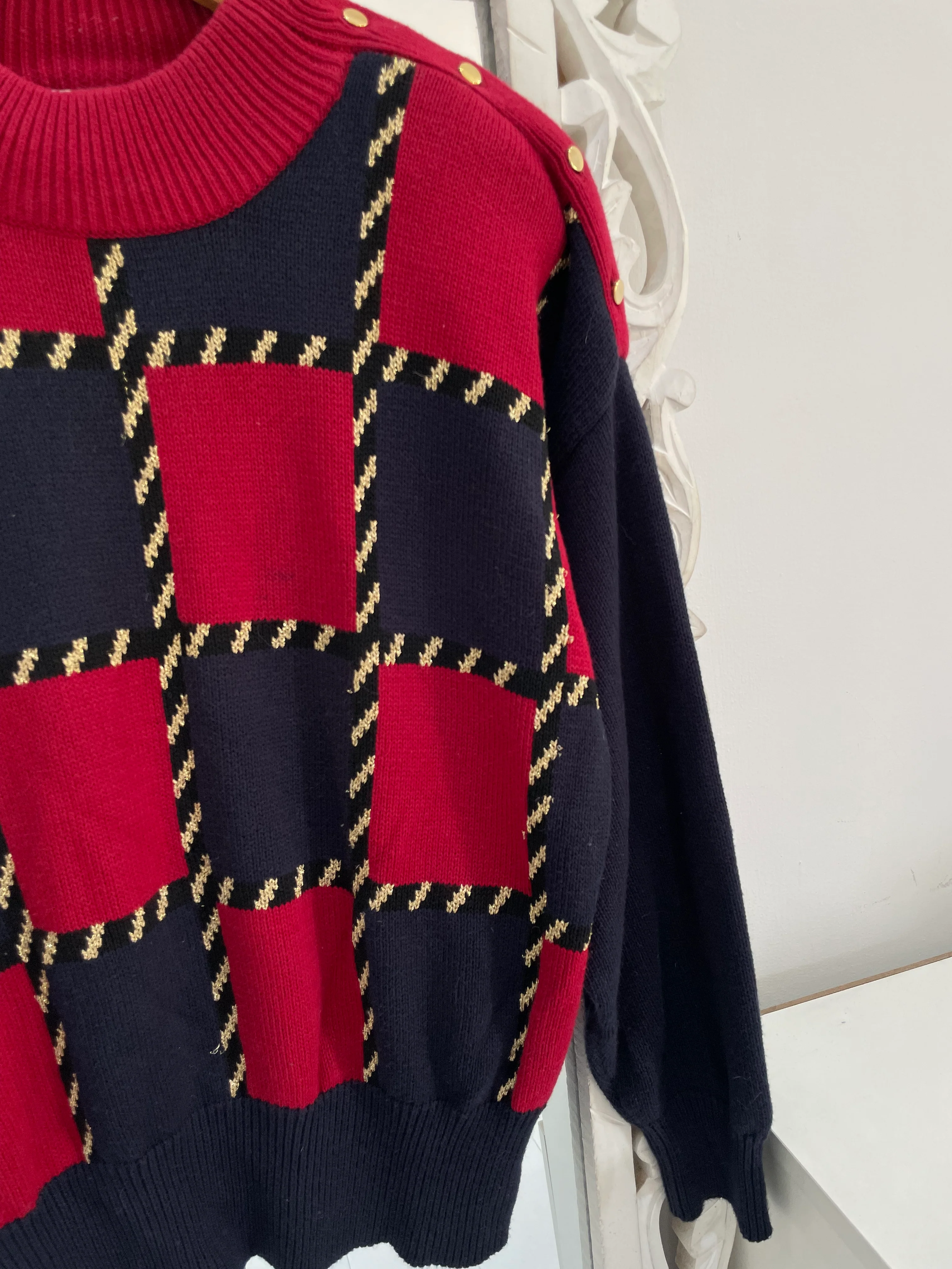 Anne Klein Sweater-Bust 46 - Image 3