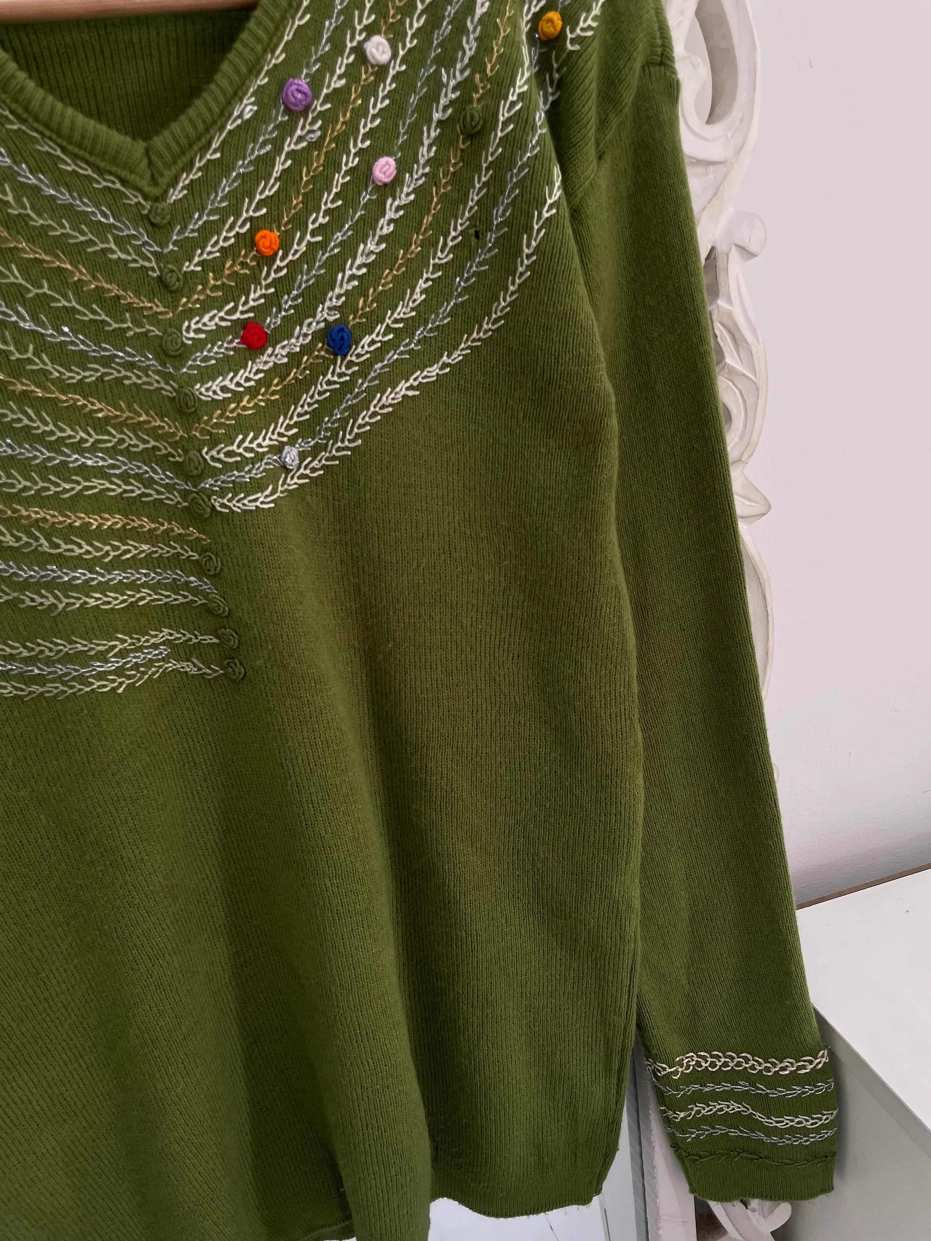 Embroidered Sweater-Bust 40 - Image 3