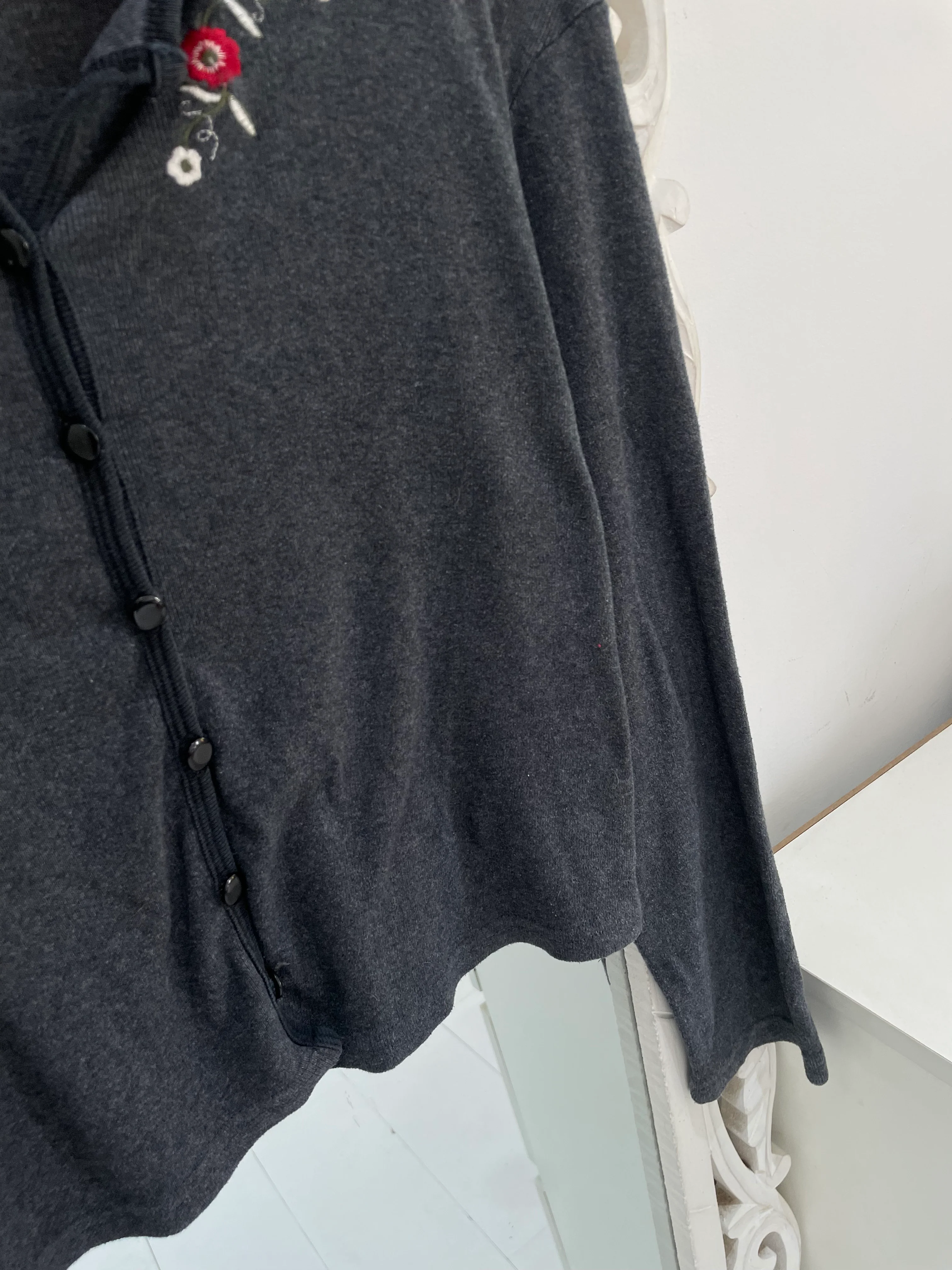Embroidered Sweater-Bust 38 - Image 2