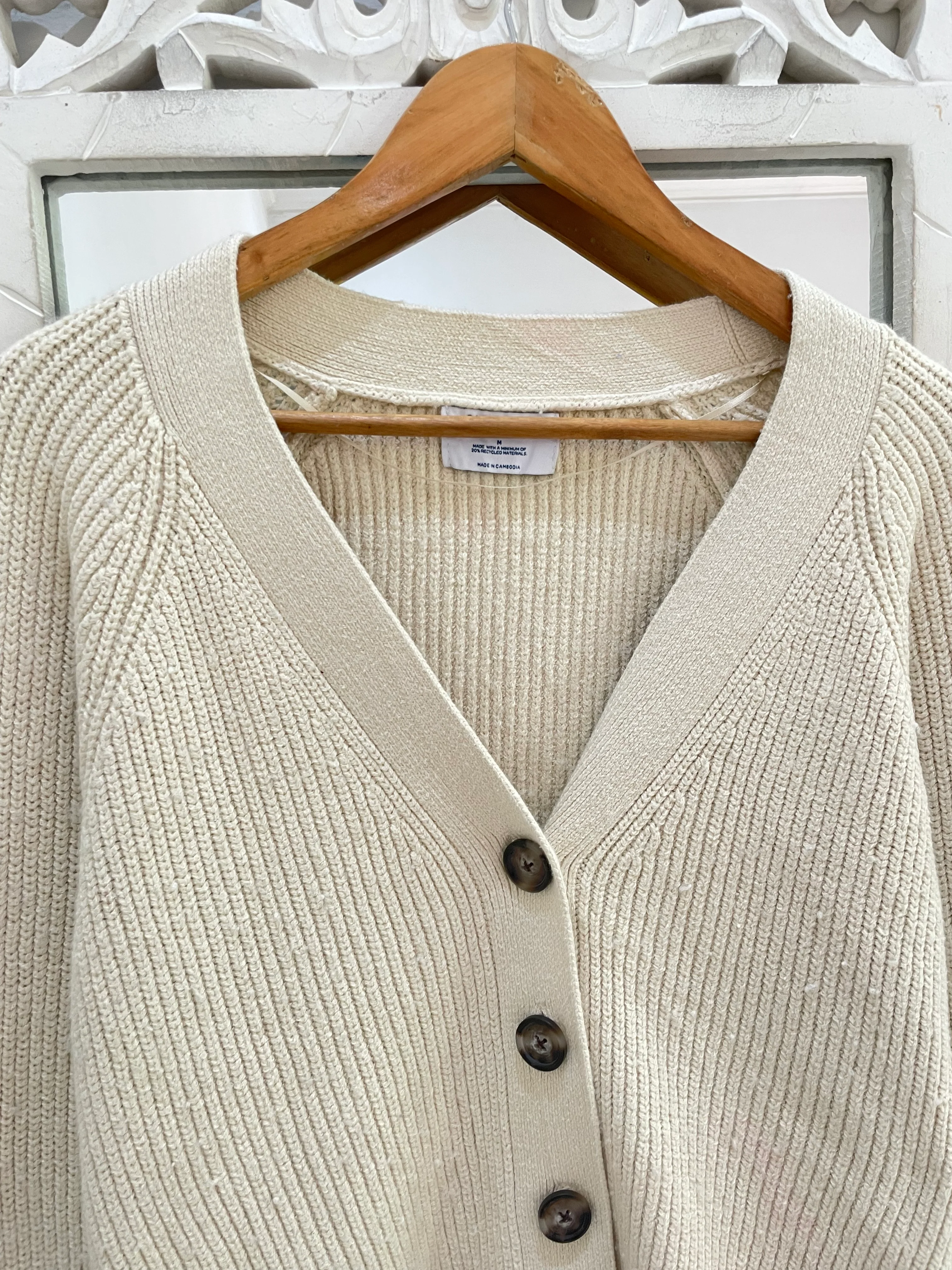 Old Navy Sweater-Bust 42 - Image 2
