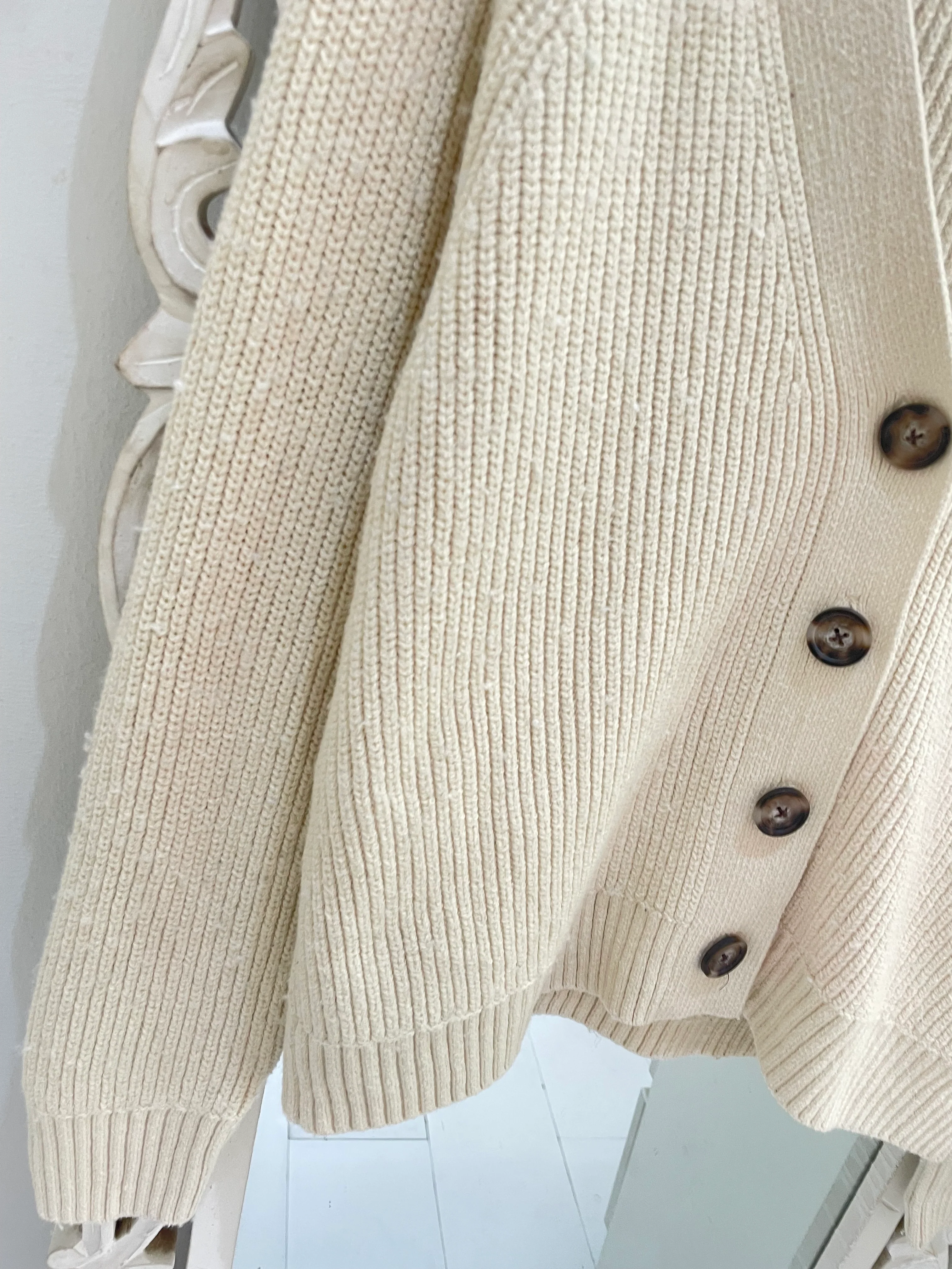 Old Navy Sweater-Bust 42 - Image 3