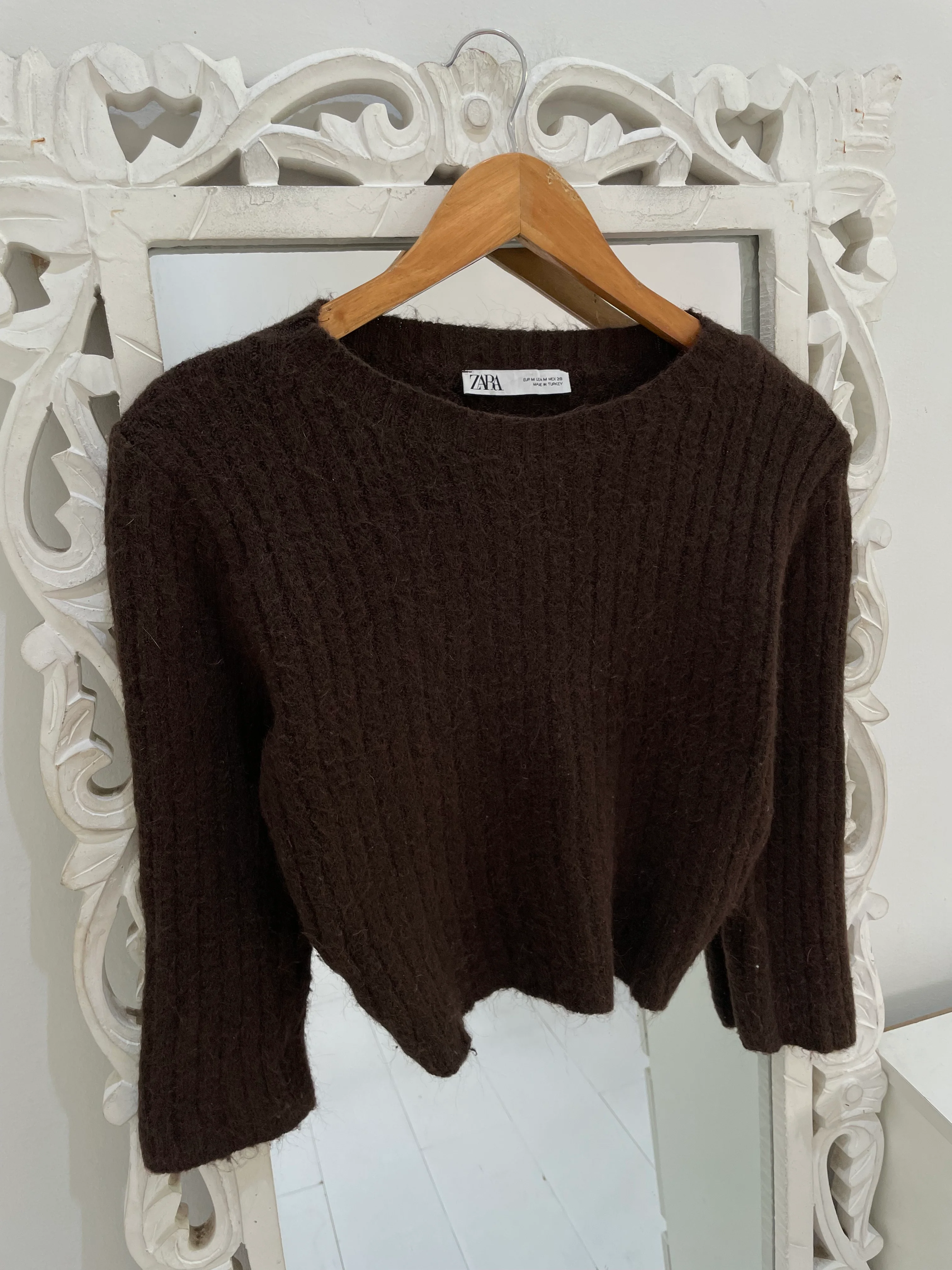 Zara Sweater-Bust 34