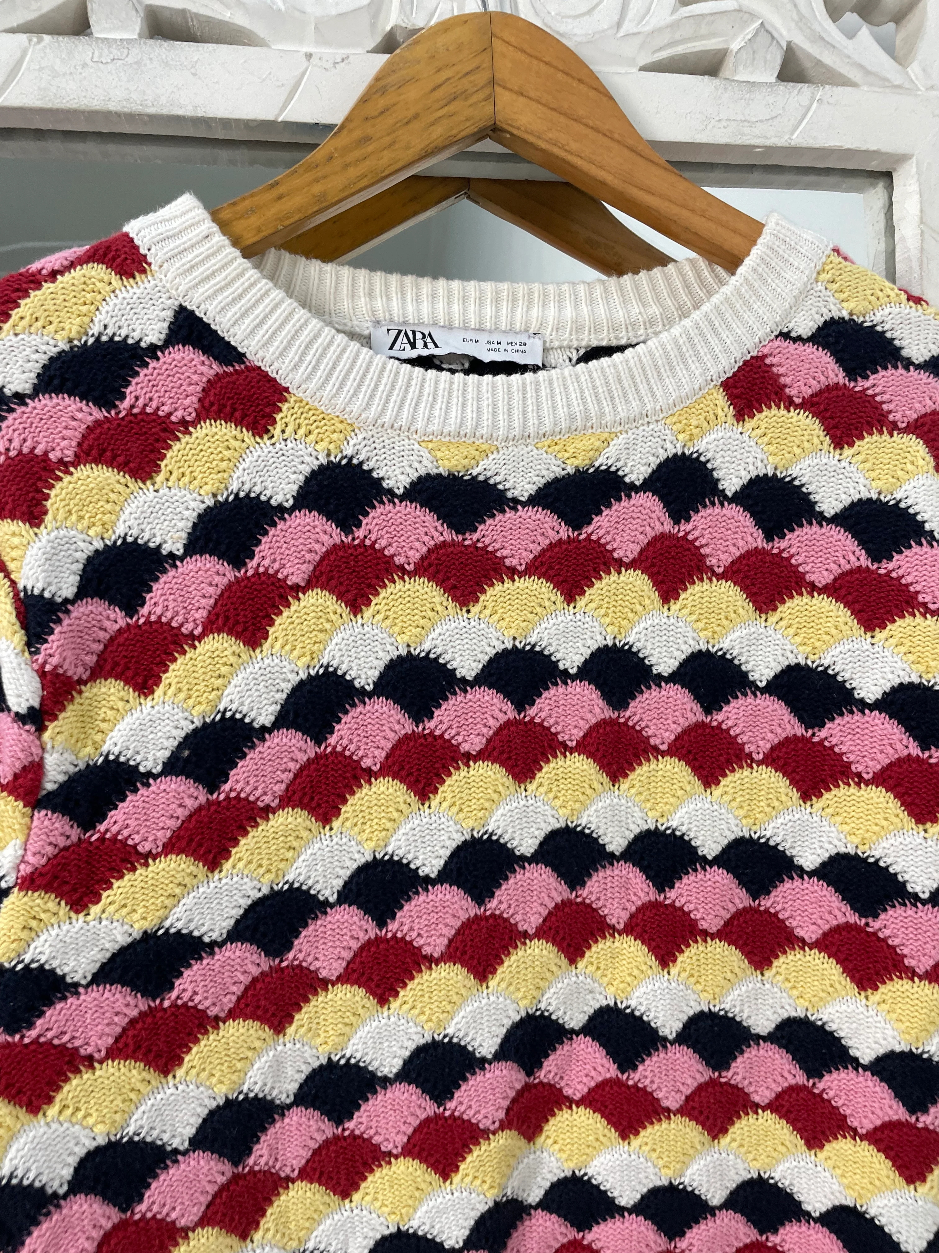 Zara Sweater-Bust 36 - Image 2