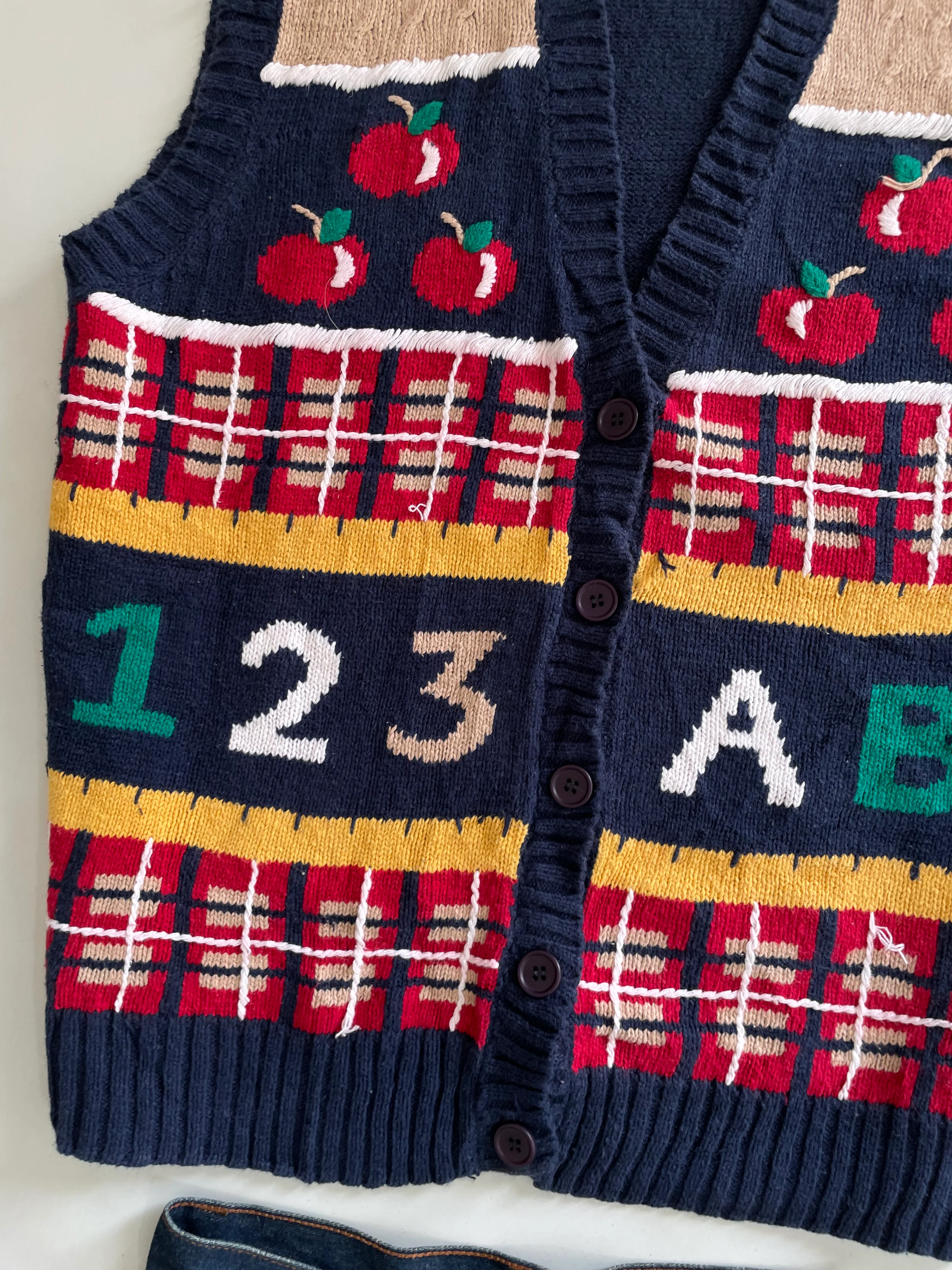 Laura Gayle Sweater Vest-Bust 44 - Image 3