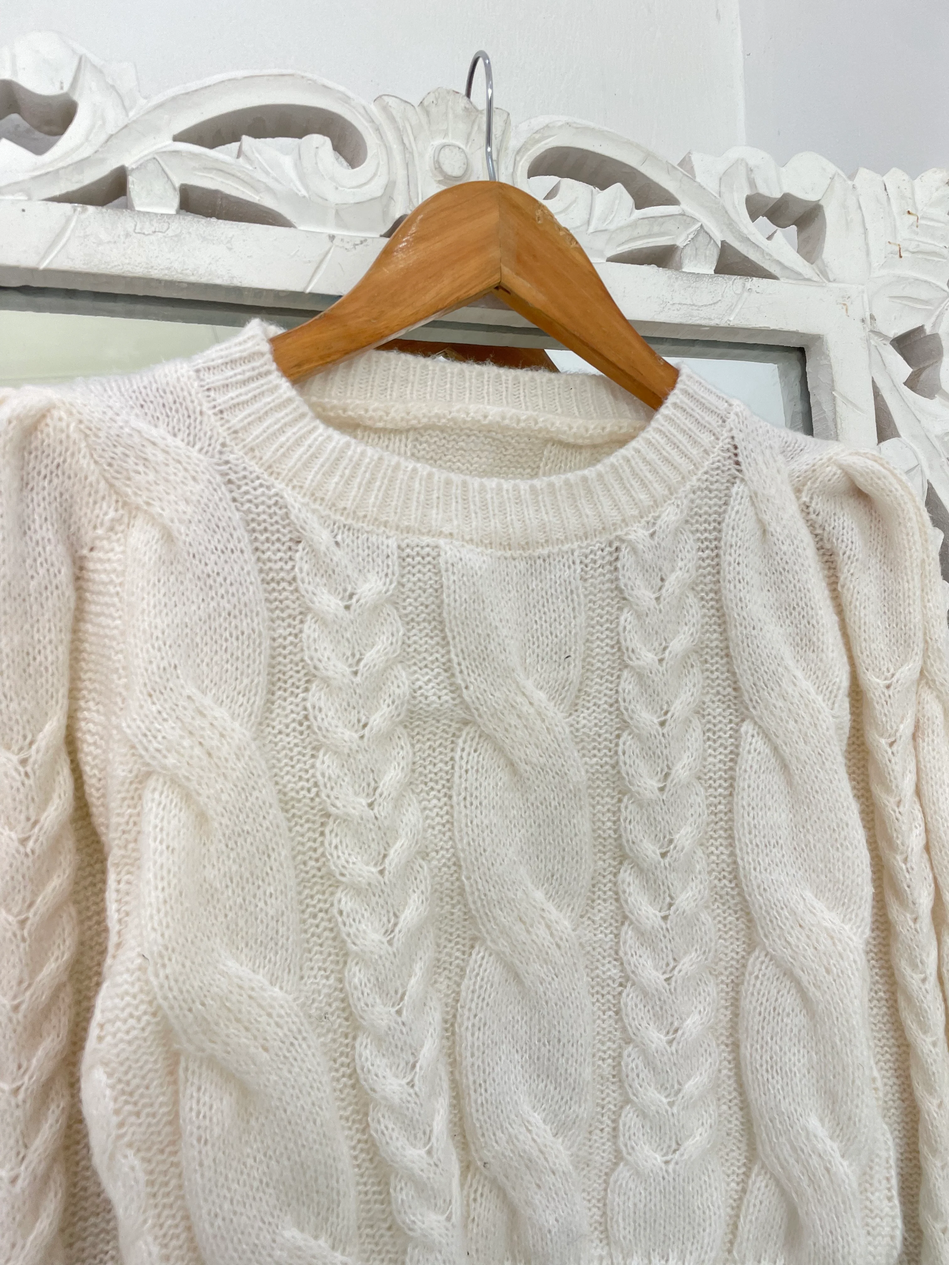 Thick Sweater-Bust 34 - Image 2
