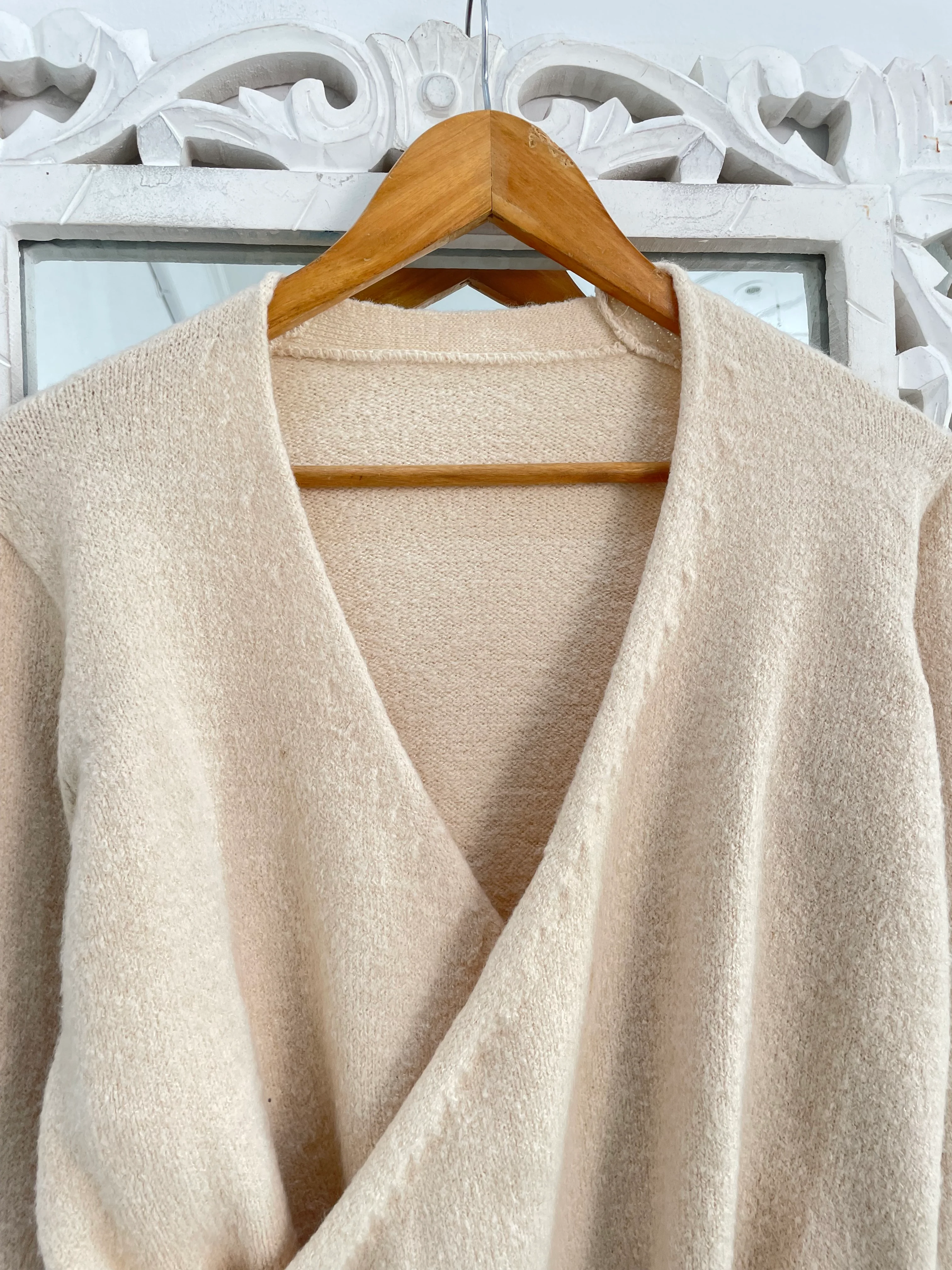 Thick Sweater-Bust 42 - Image 2
