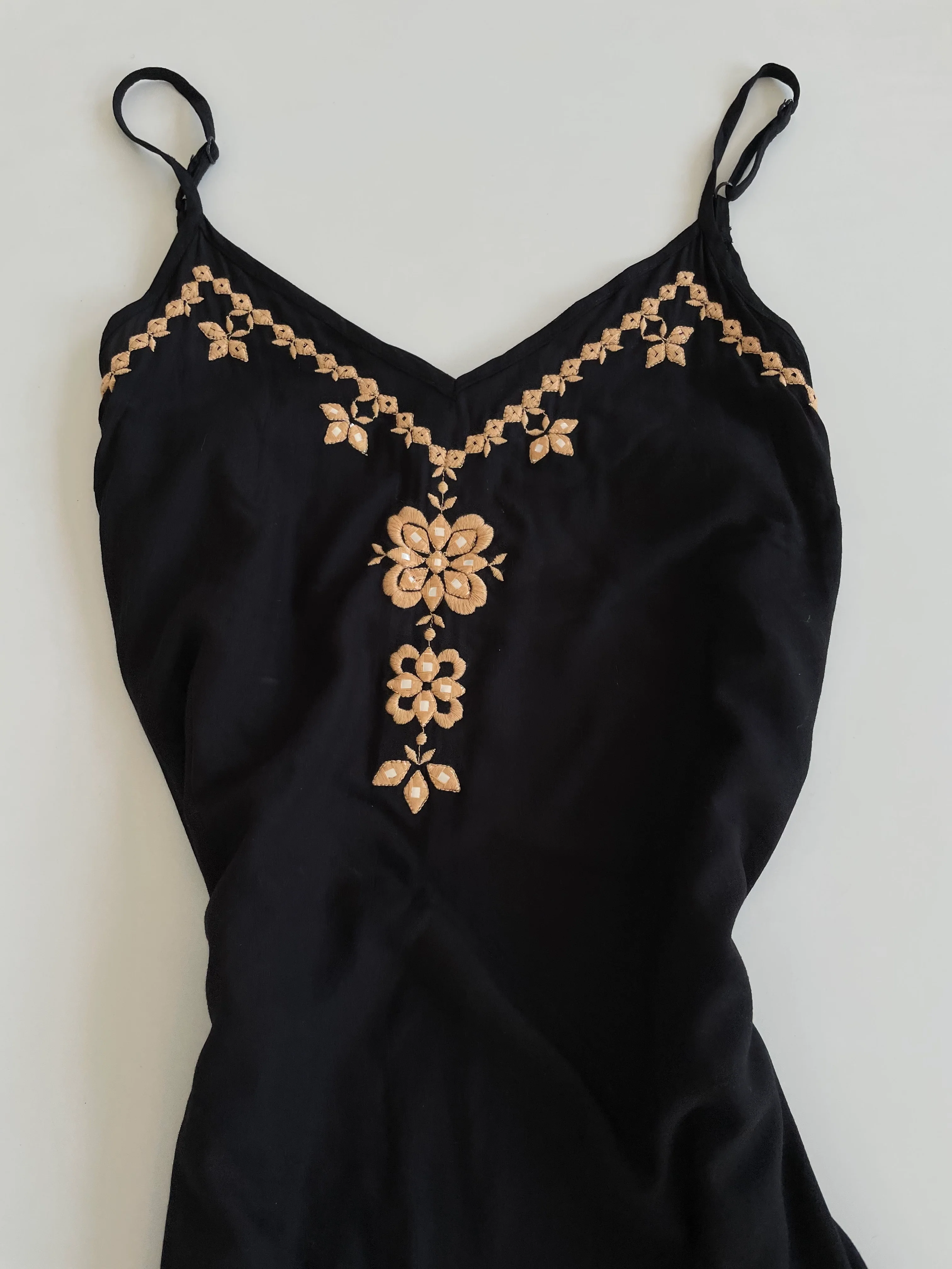 Millers Embroidered Vintage Dress-Bust 40 - Image 2
