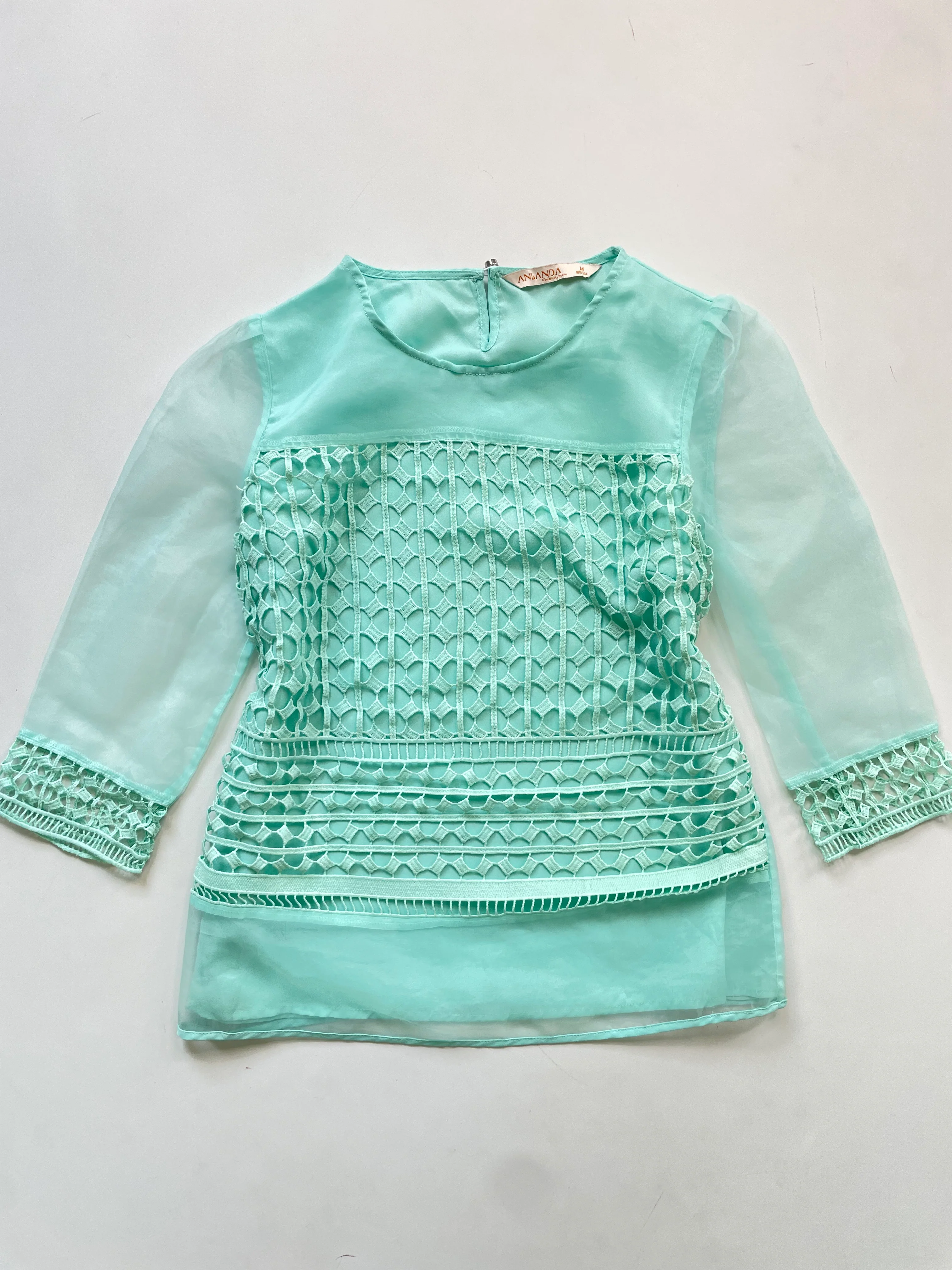 Top-Bust 34