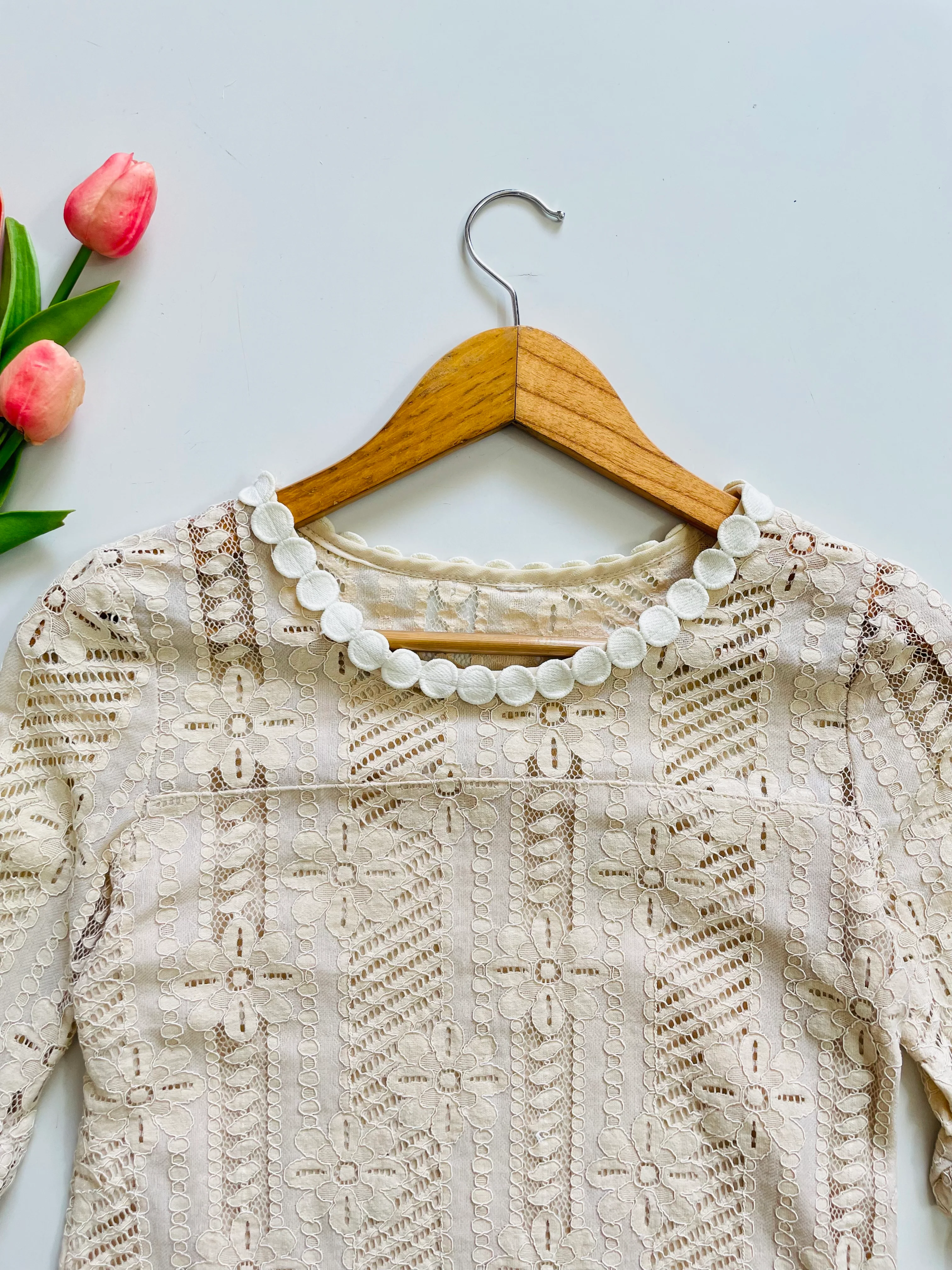 BEIGE LACE TOP - BUST 32 - Image 2