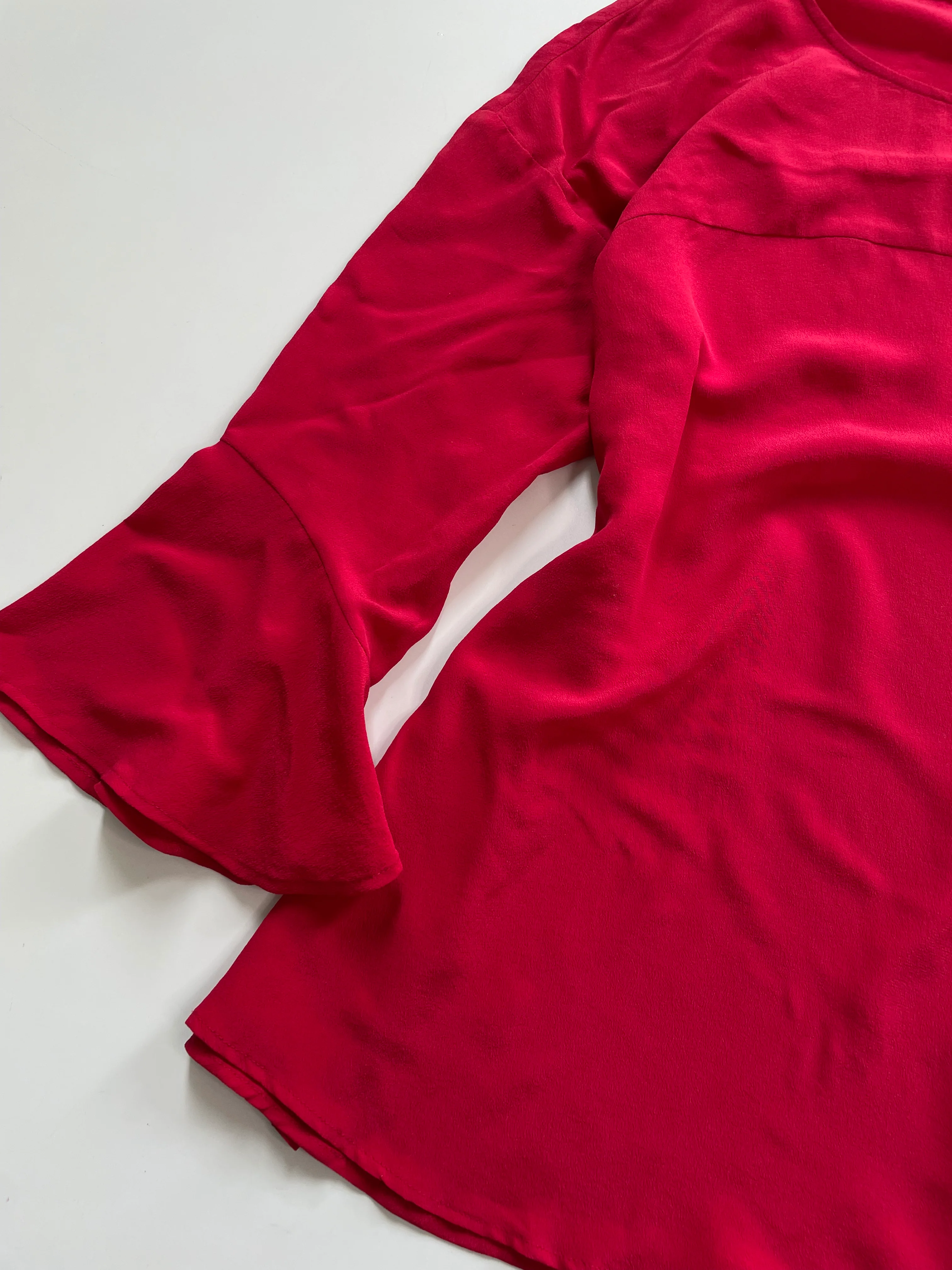 100% Silk Top-Bust 36 - Image 3