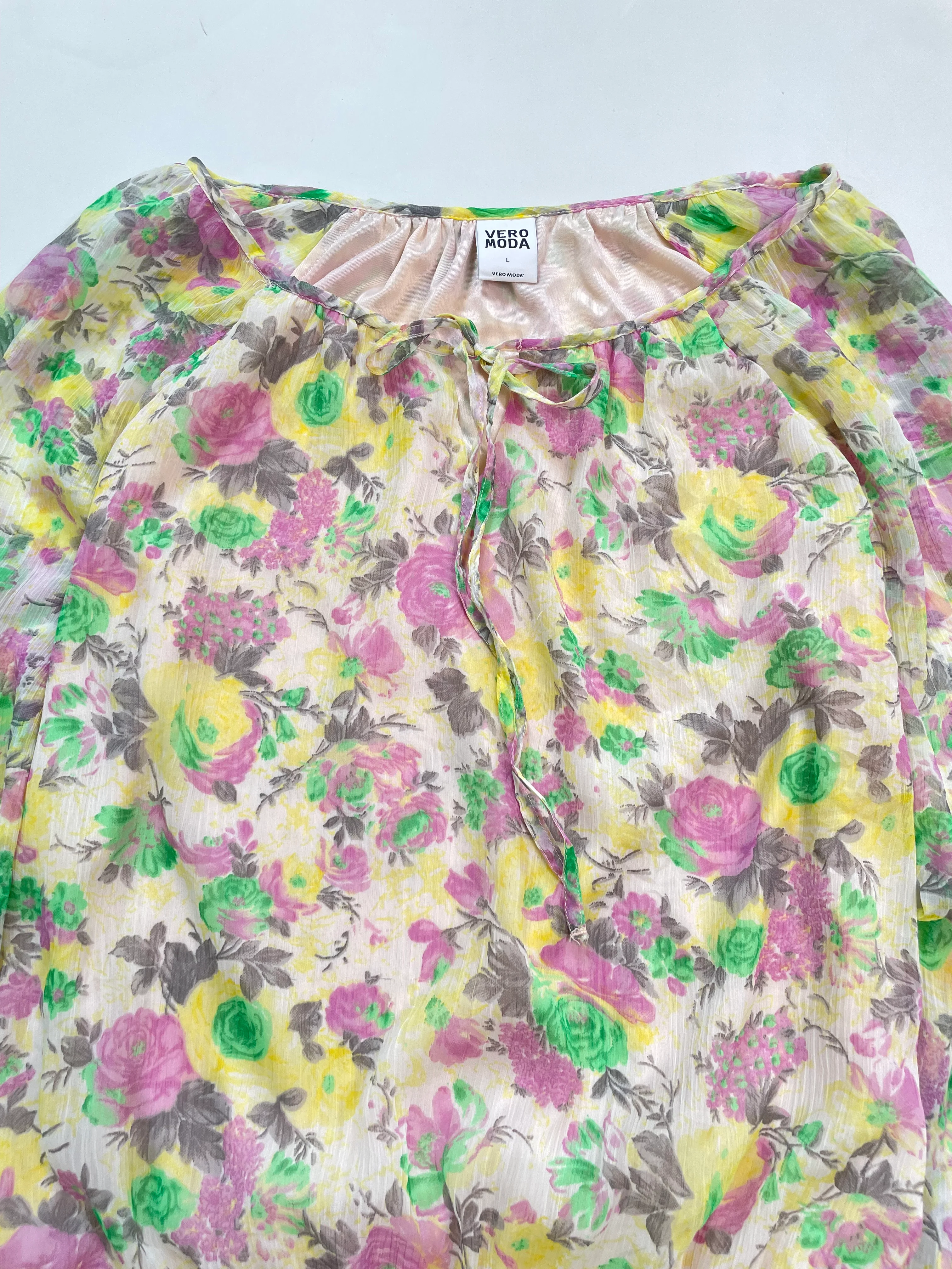 Vero Moda Top-Bust 42 - Image 2