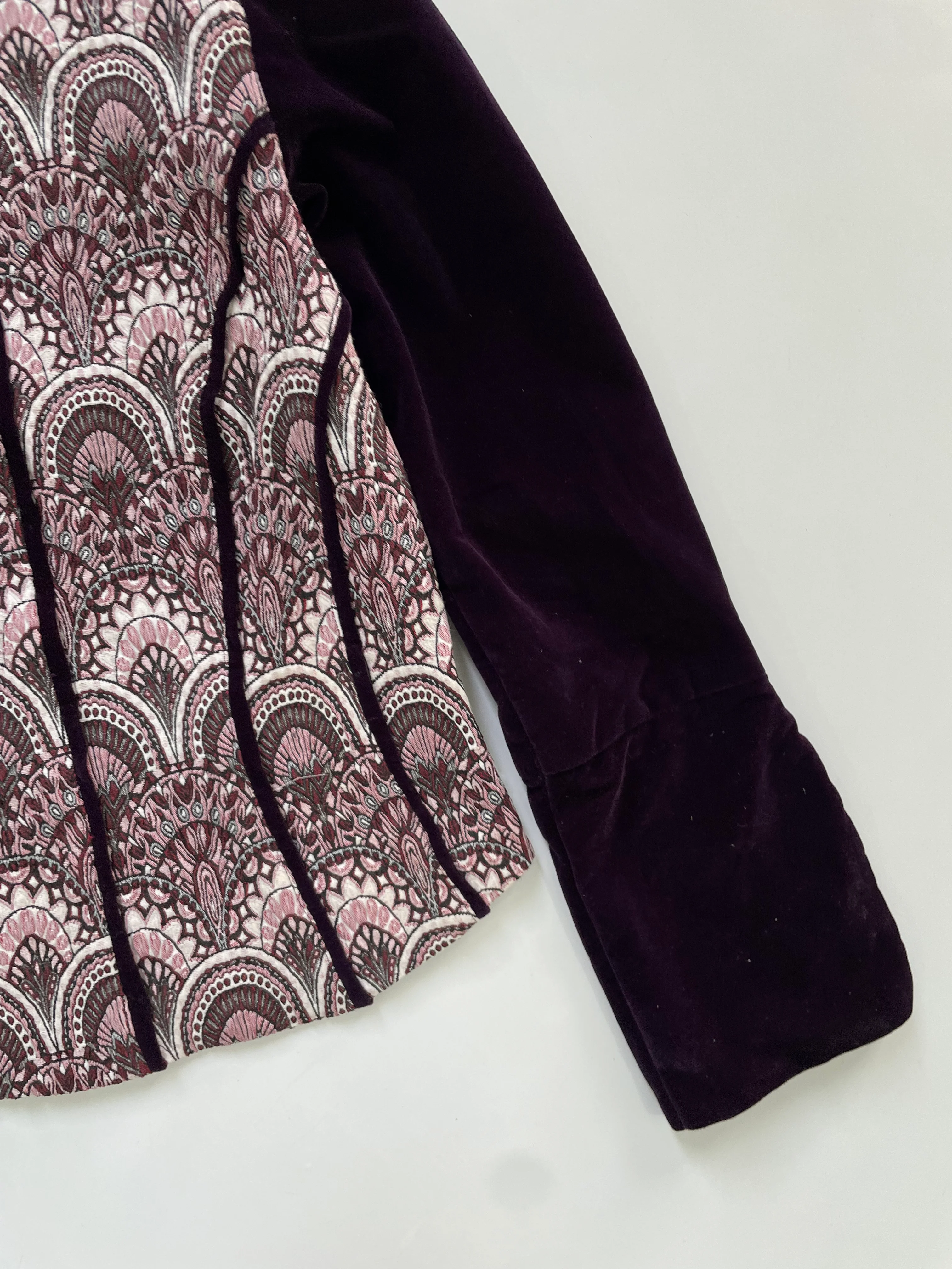 Jacquard Top-Bust 28 to 30 - Image 3