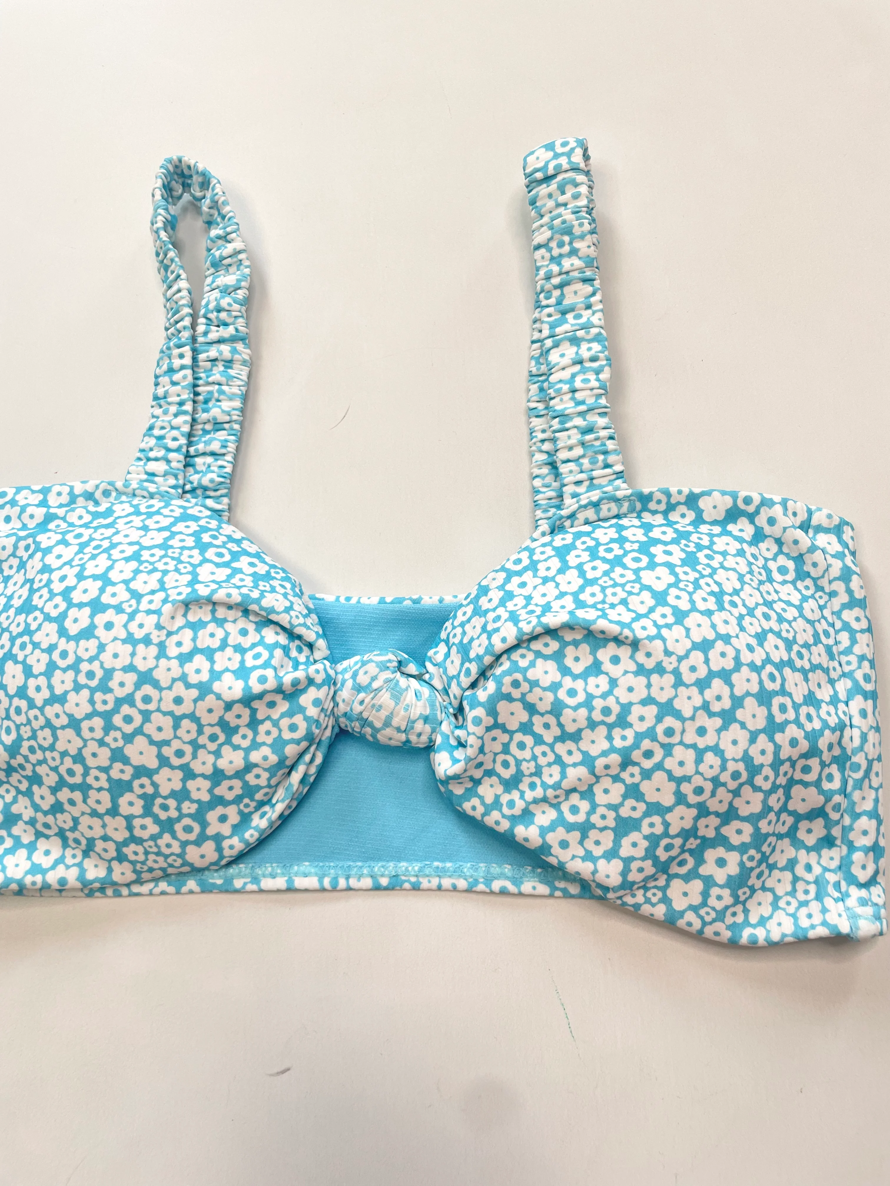 Flower Top-Bust 32 to 34 - Image 3