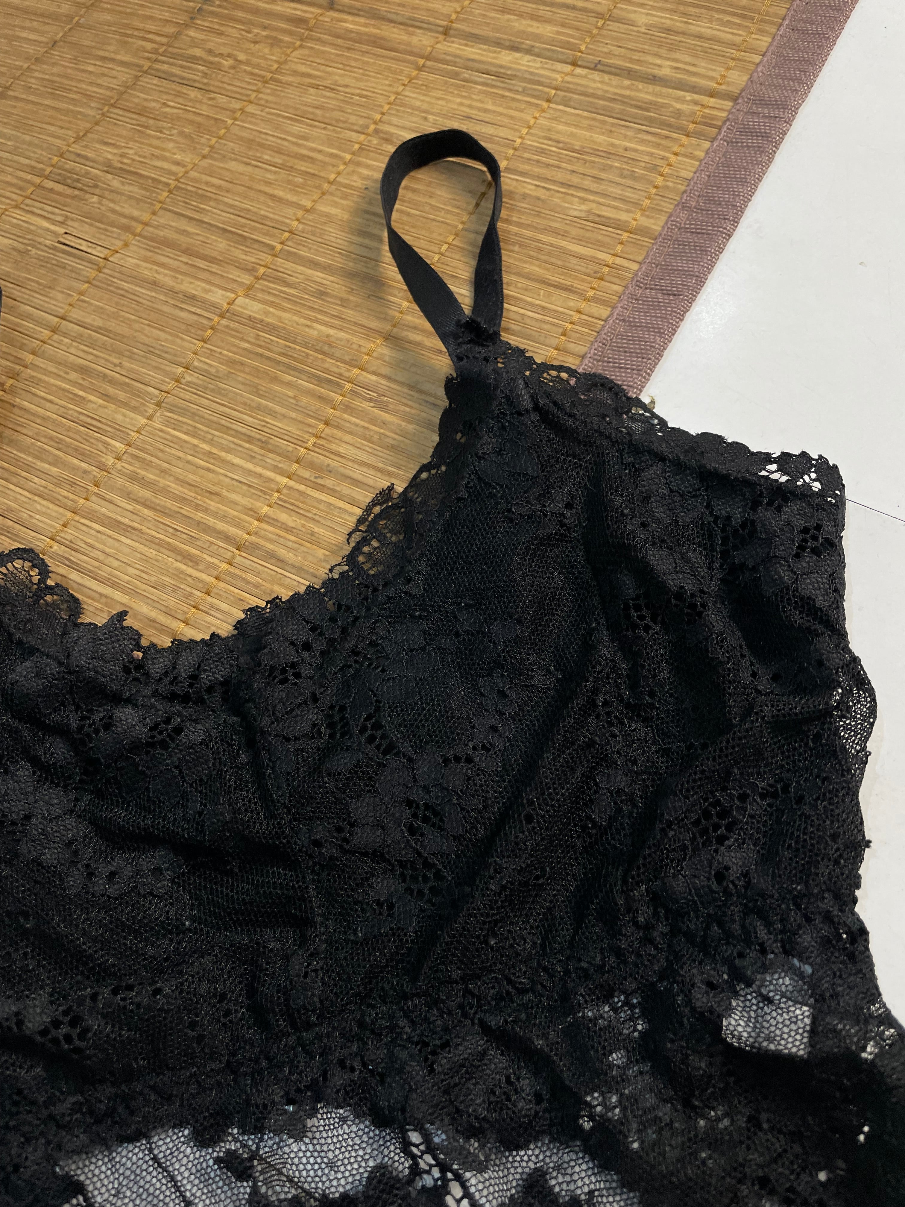 Lace Top-Bust 26 to 28 - Image 3