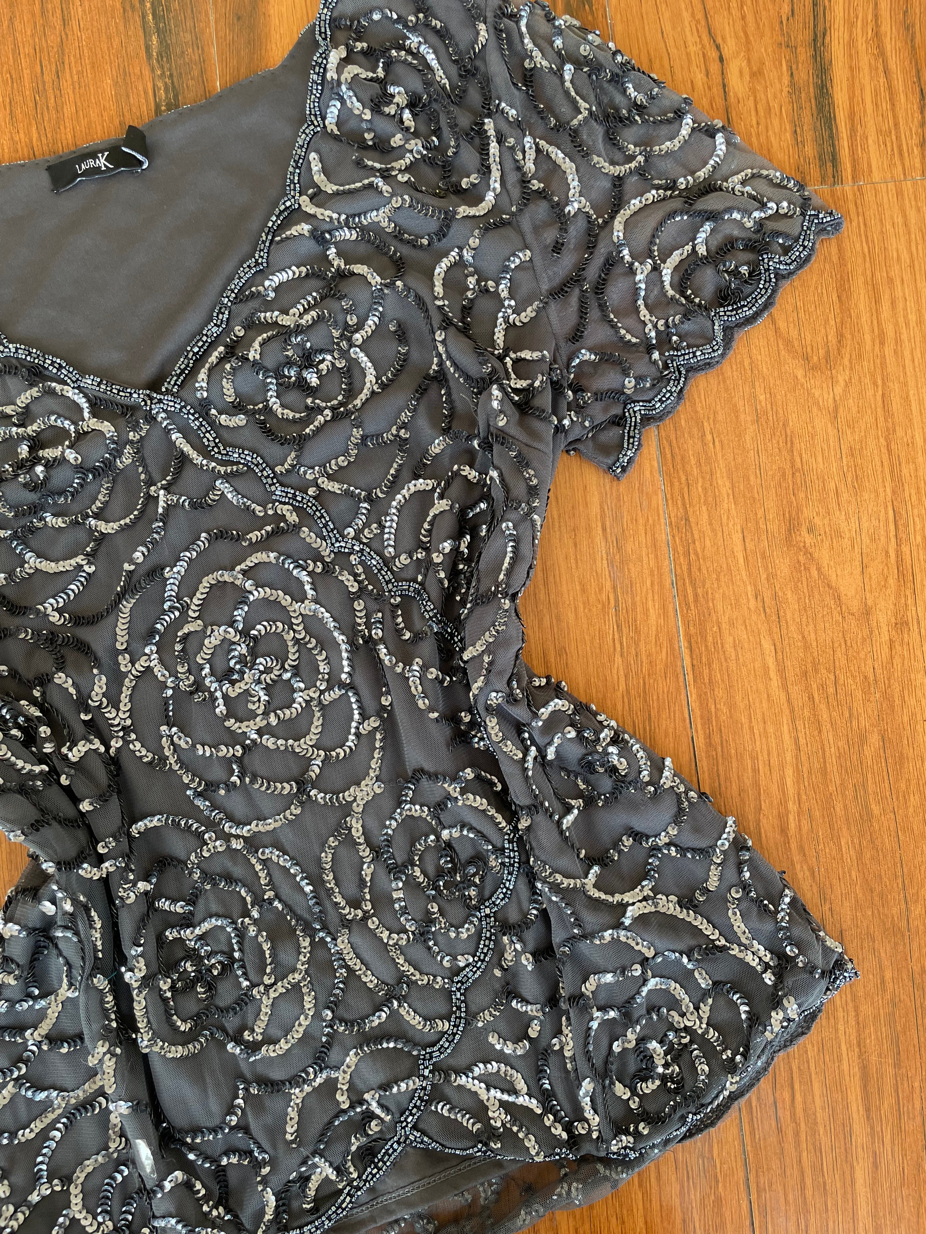 Laura K Embroidered Top-Bust 38 - Image 3