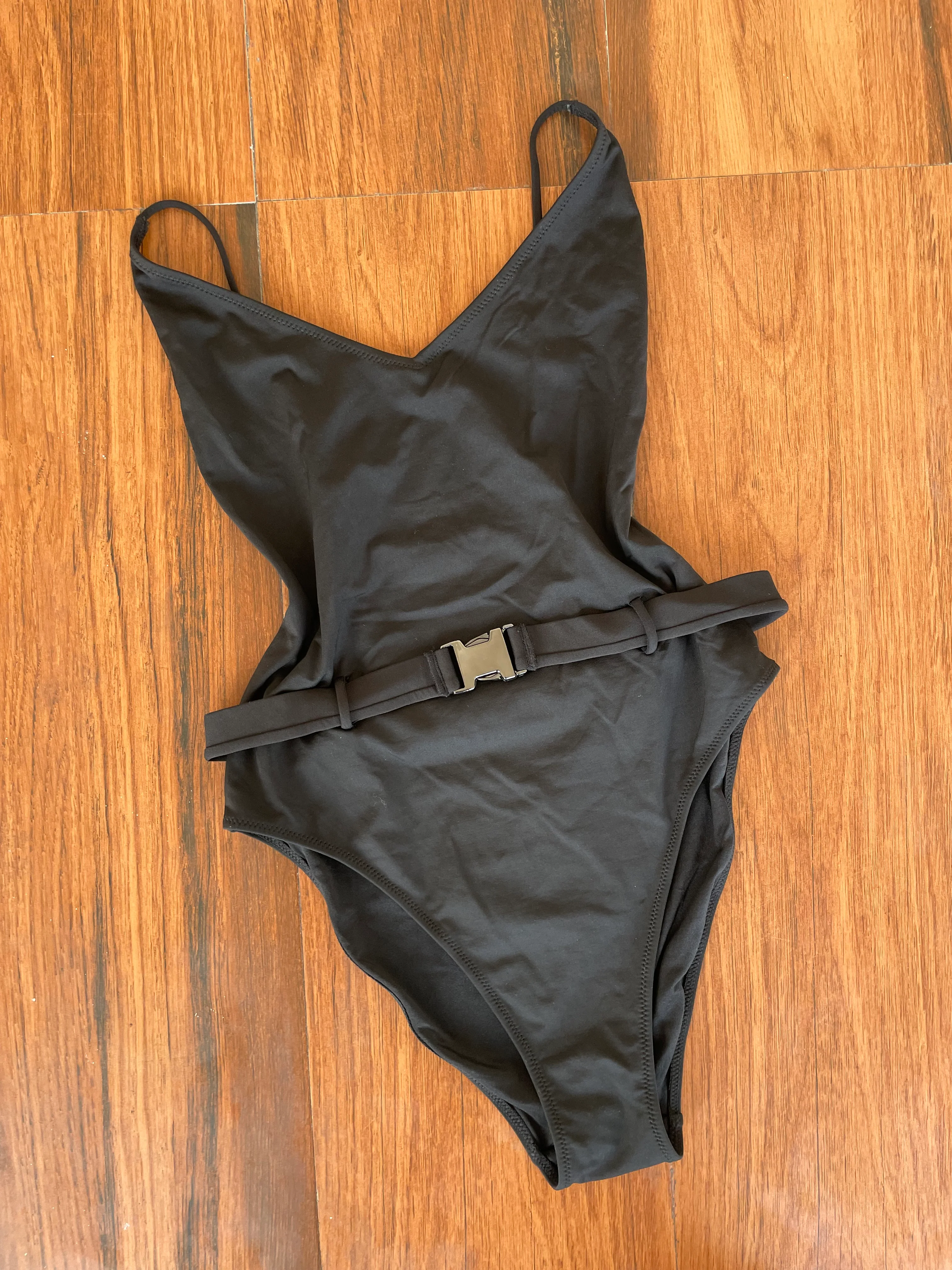 Monokini-Bust 28 to 30