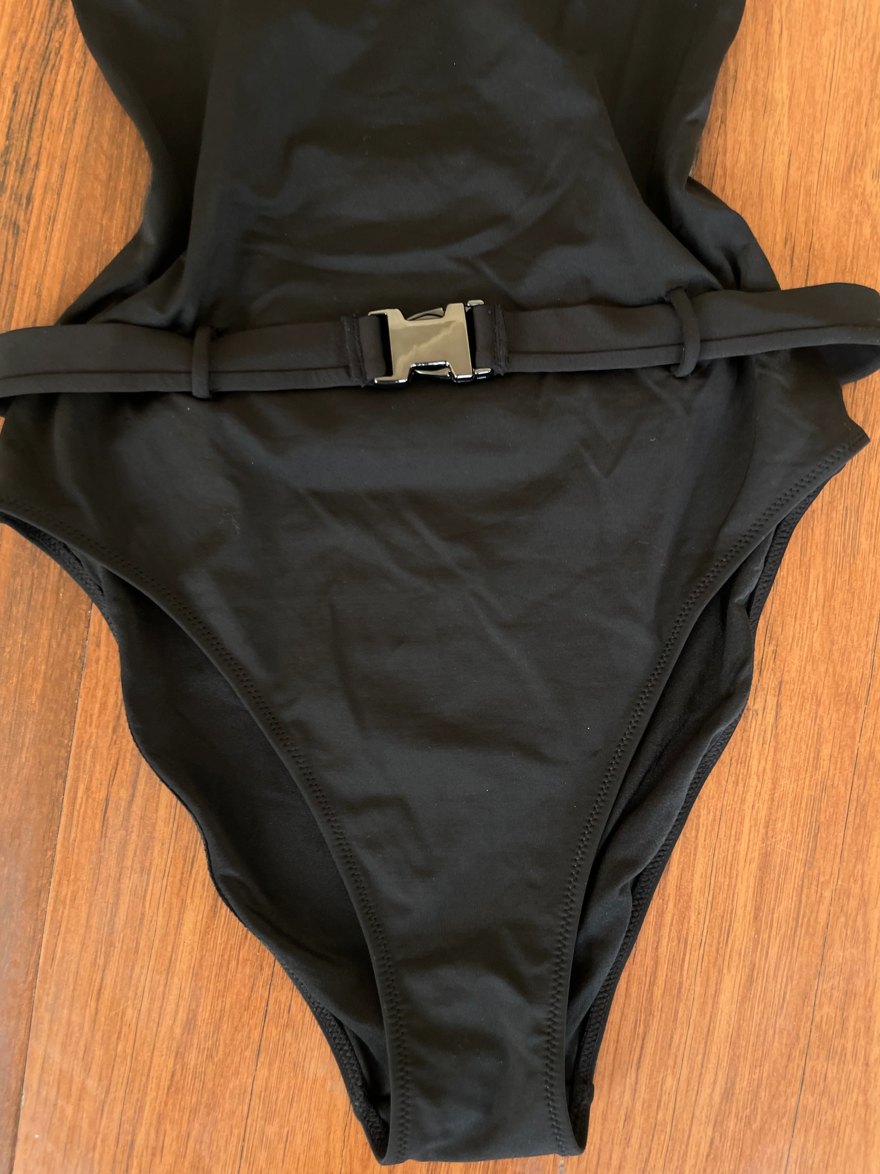 Monokini-Bust 28 to 30 - Image 3