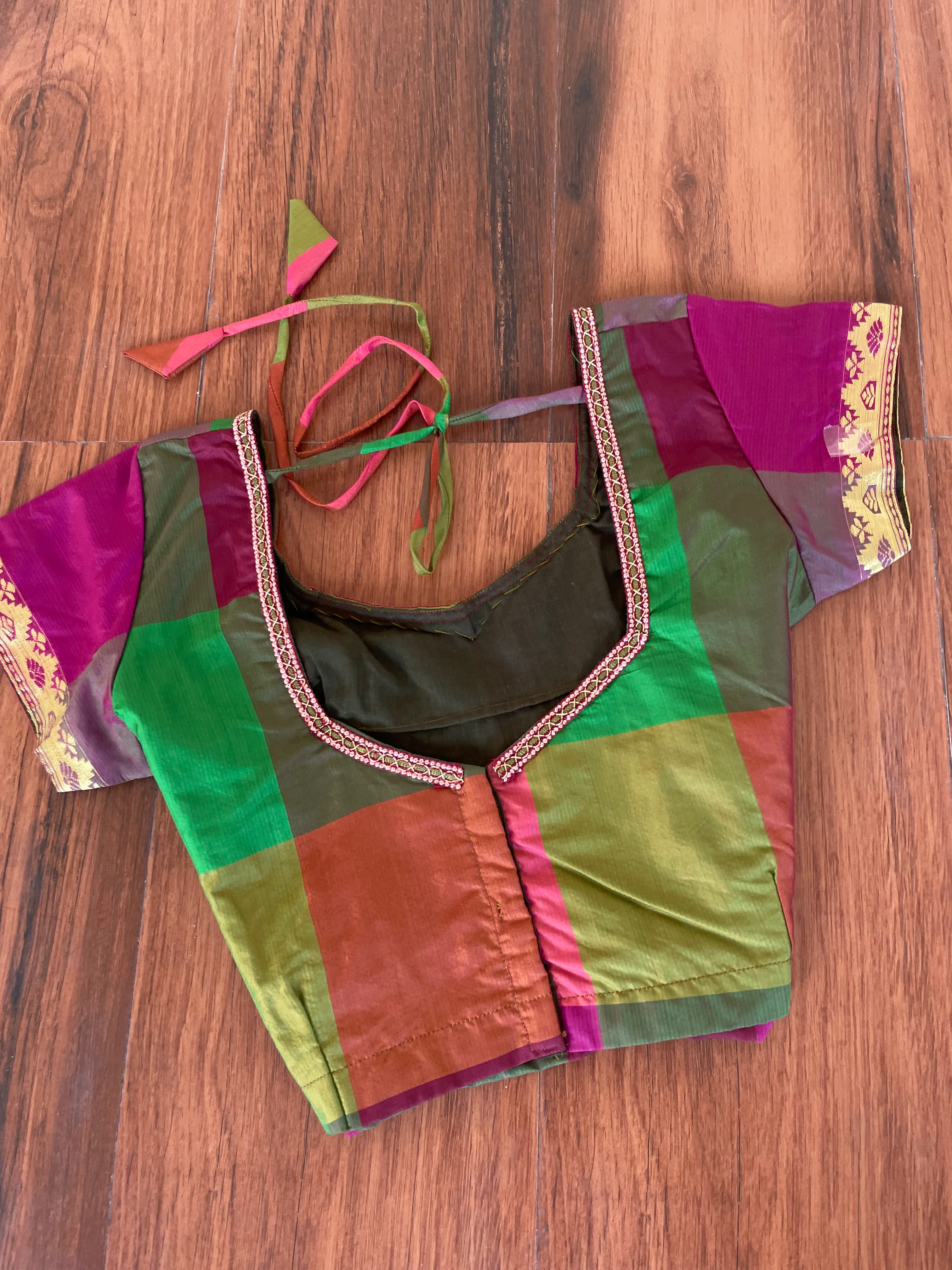 Desi Top-Bust 36 - Image 2