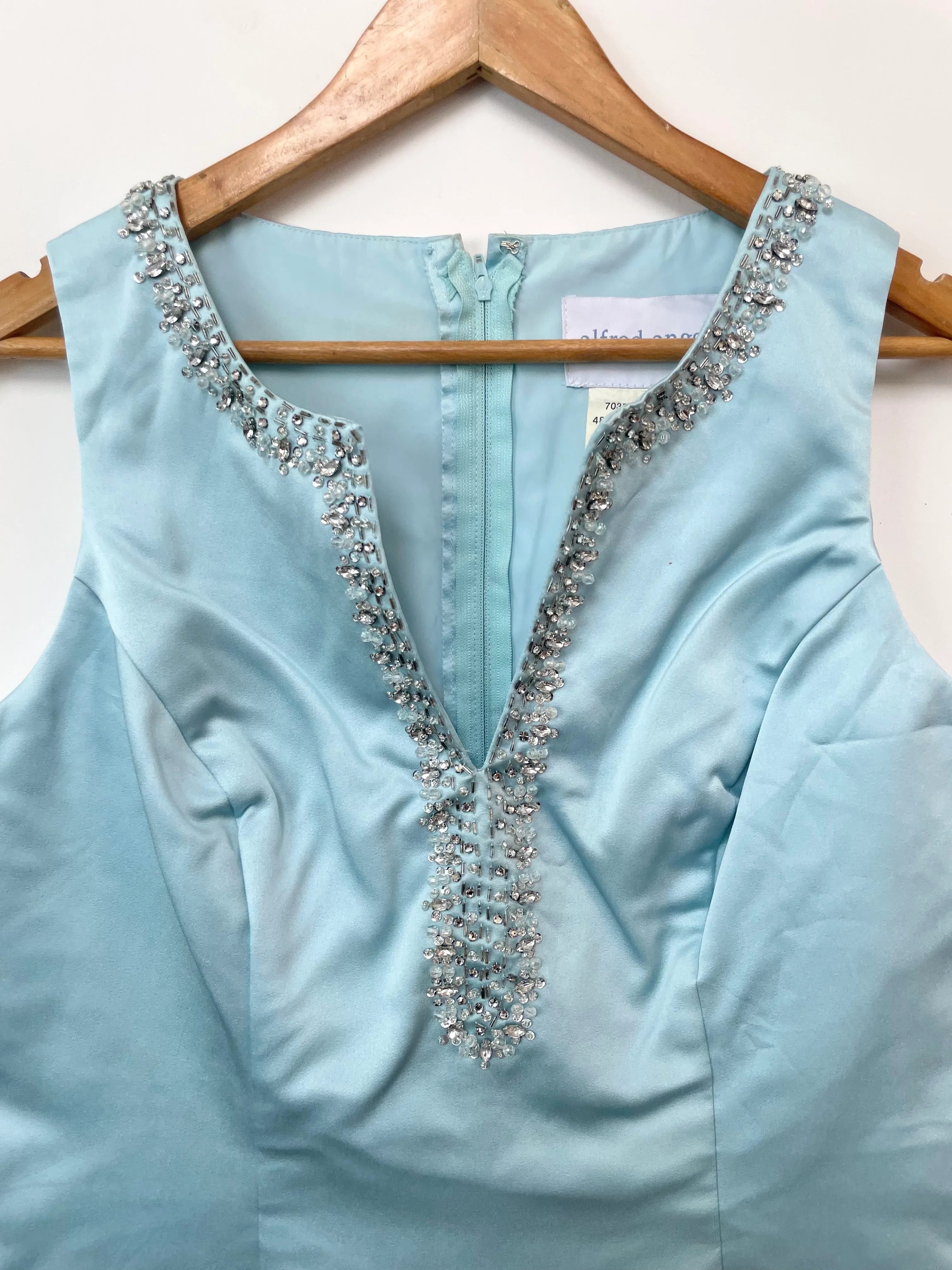 Alfred Angelo Hand Embroidered Top-Bust 42 - Image 2