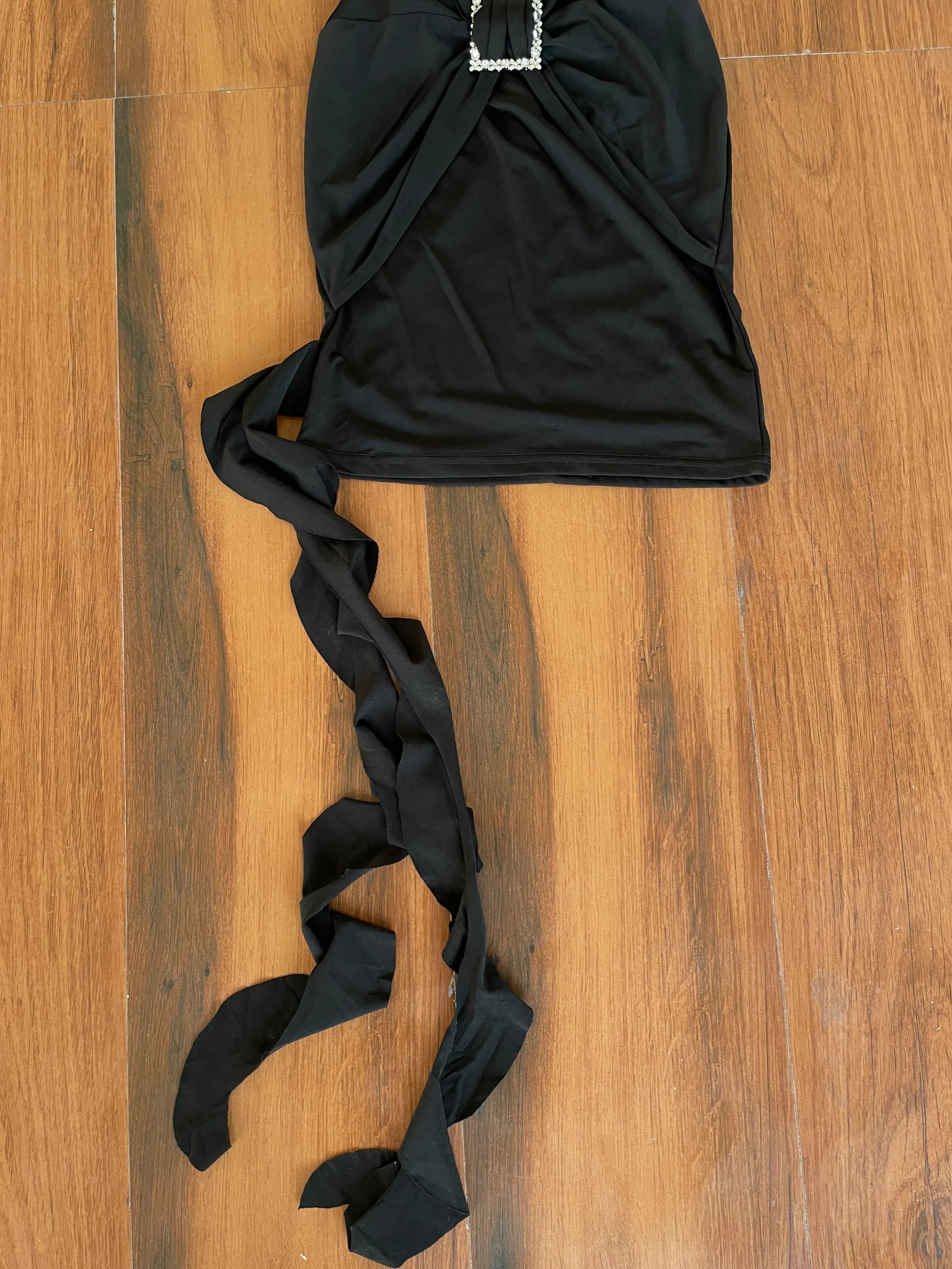 Halter Dress-Bust 32 to 34 - Image 3
