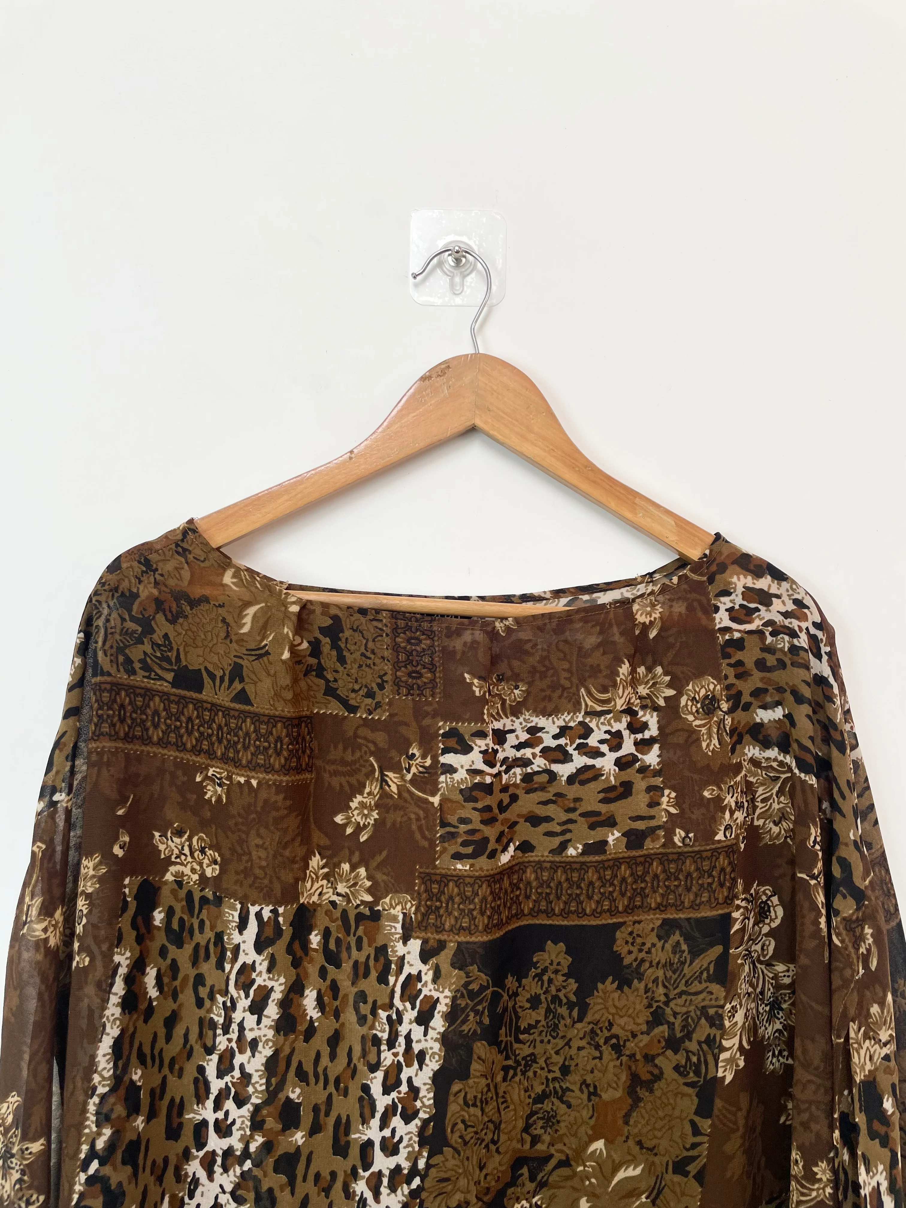 Zero Zero Vinted Poncho Top-Bust 50 to 54 - Image 2