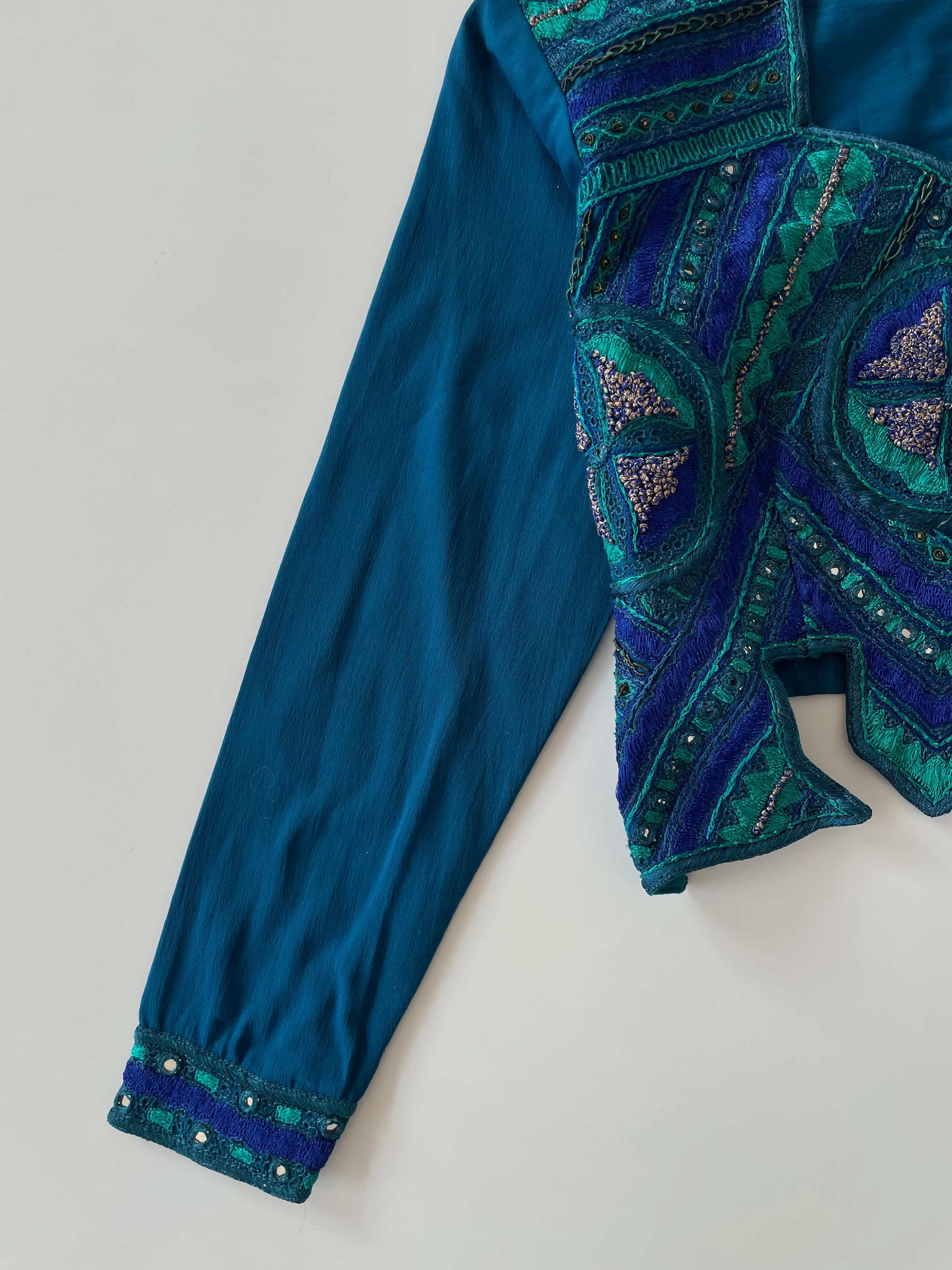 Desi Top-Bust 32 - Image 3