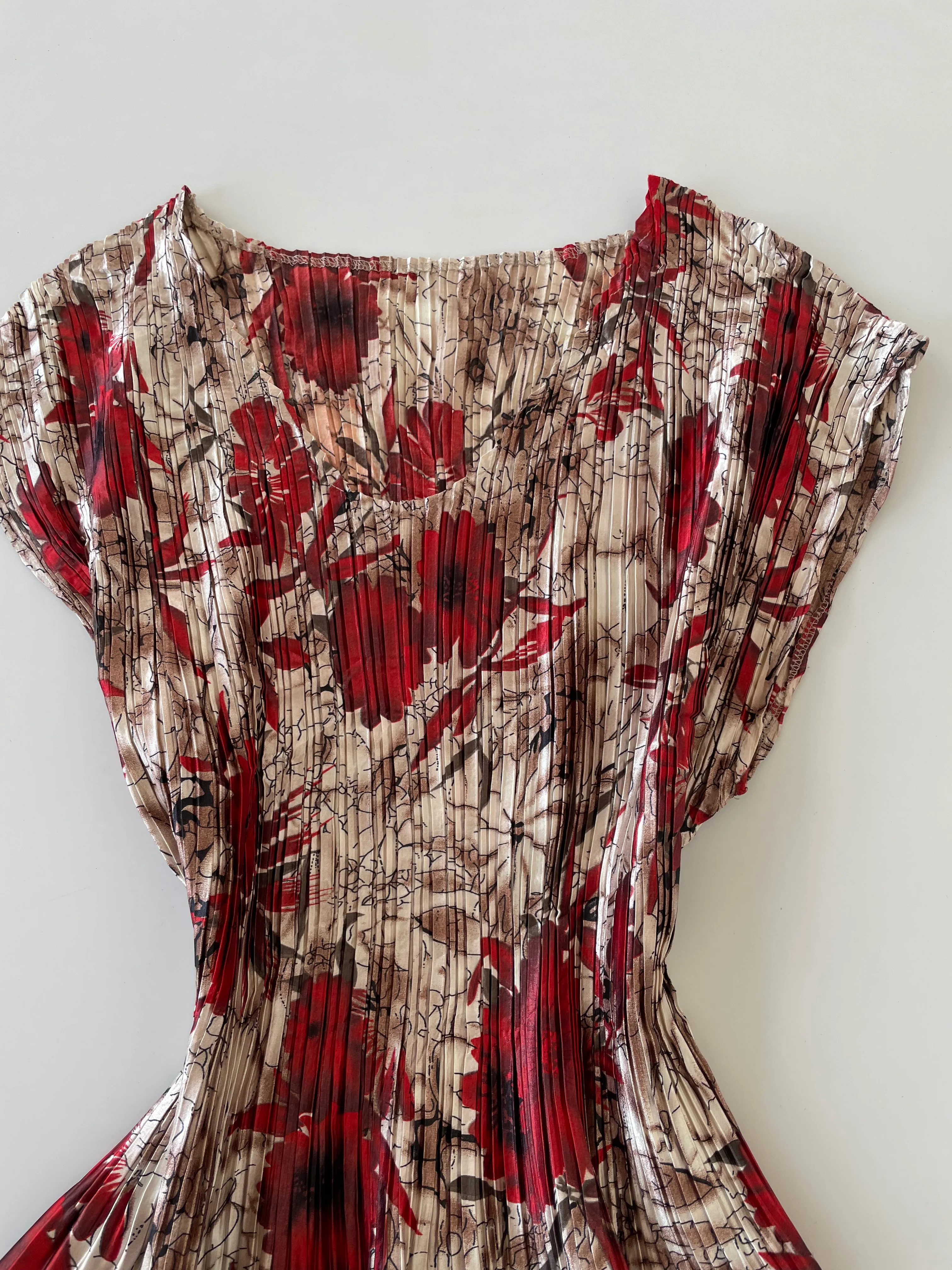 Vintage Pleated Top-Bust 32 to 36 - Image 2