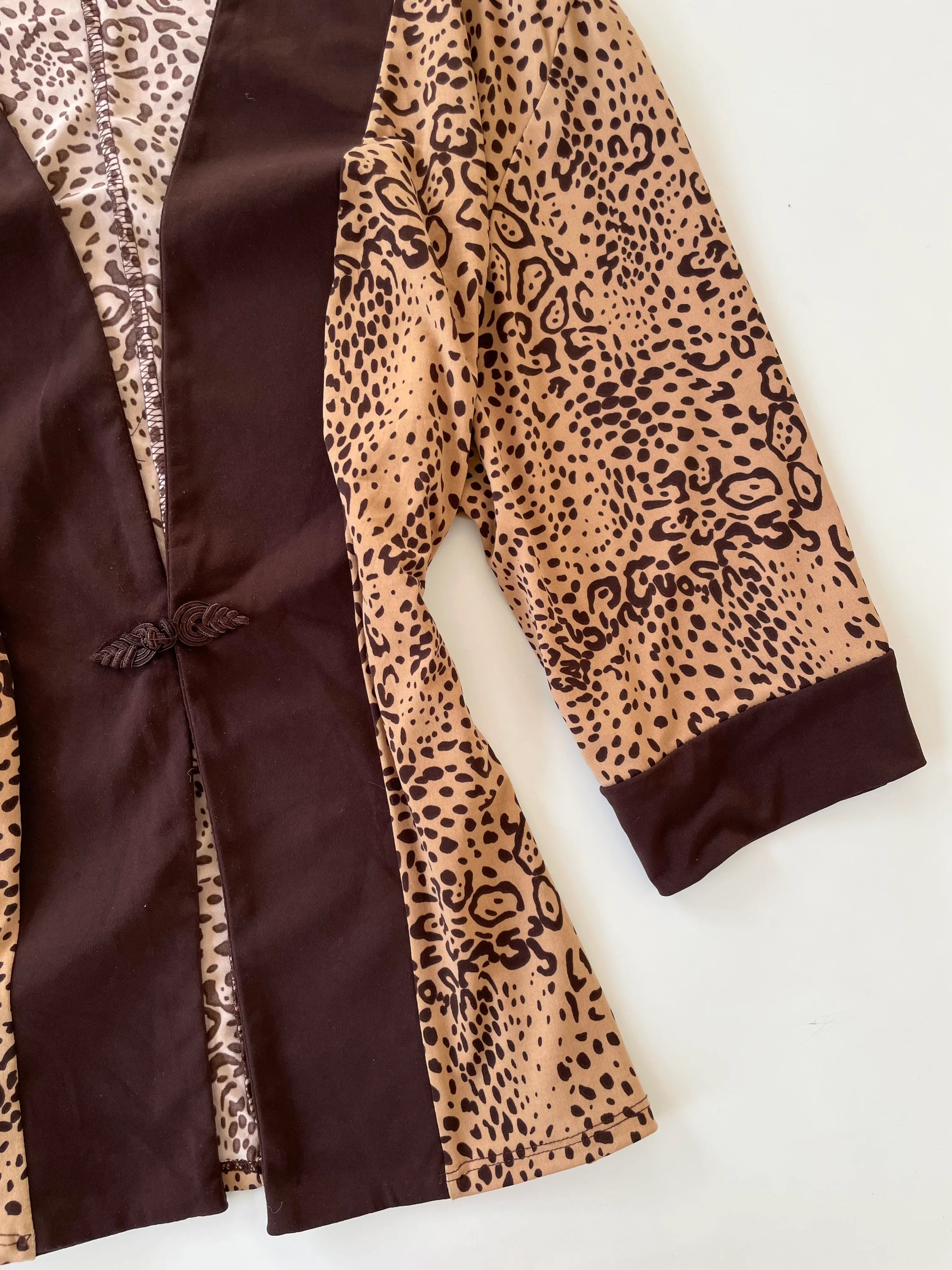 Vintage Animal Skin Top-Bust 50 to 52 - Image 3