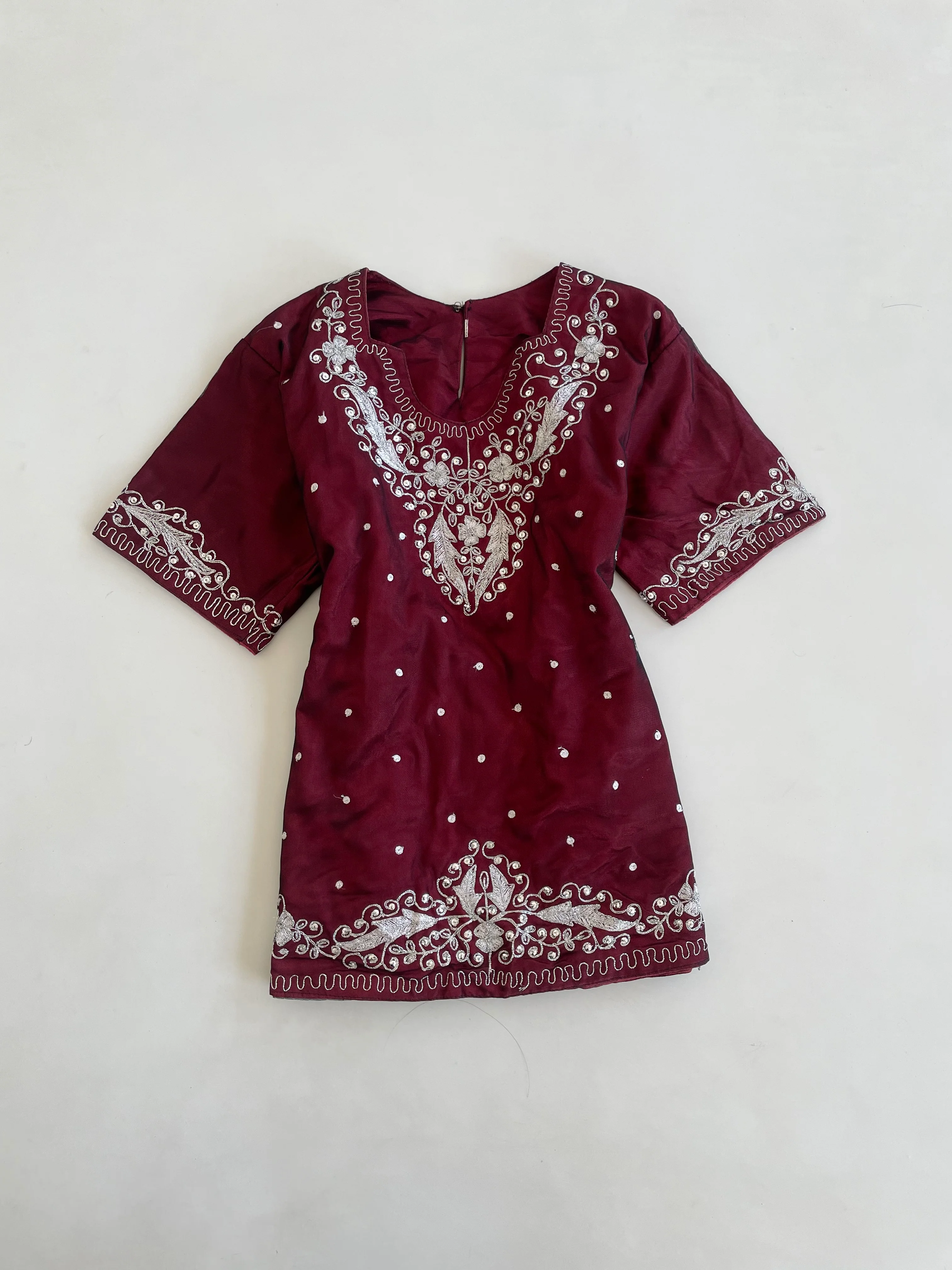 Embroidered Vintage Top-Bust 38