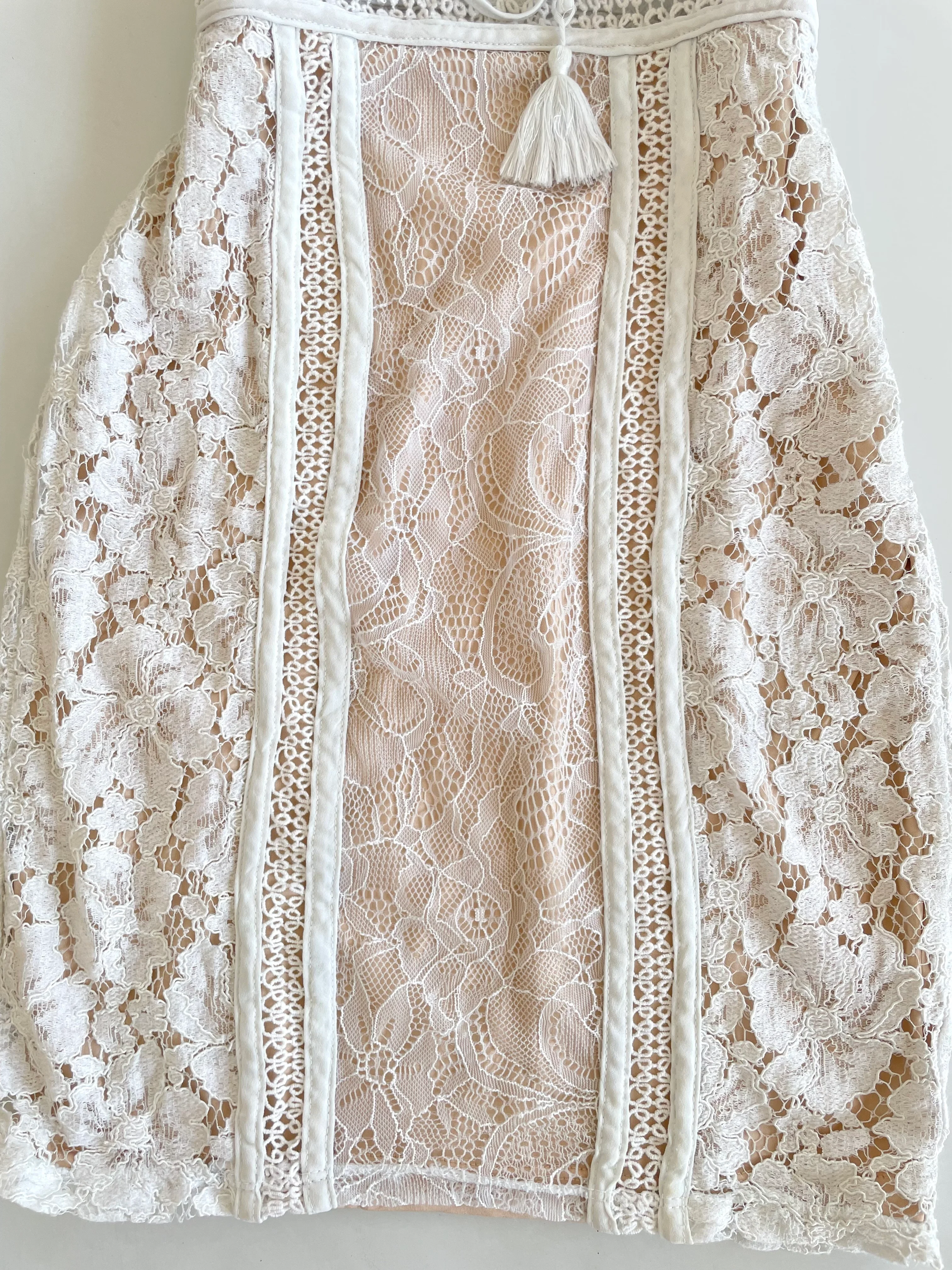 Lace Tie Up Dress-Bust 30 to 32 - Image 3